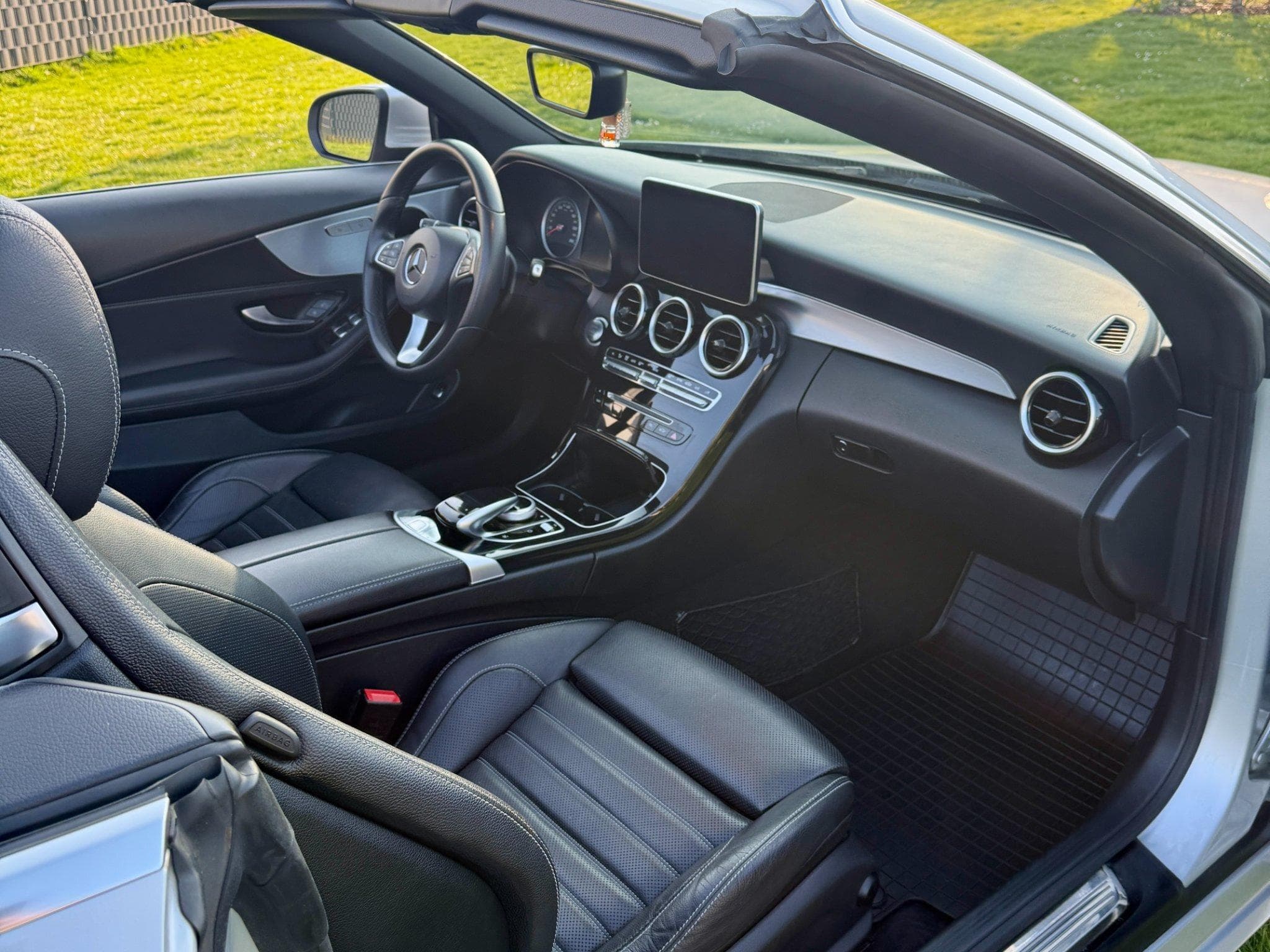 Mercedes C 250 AMG line (2017) - Foto 11