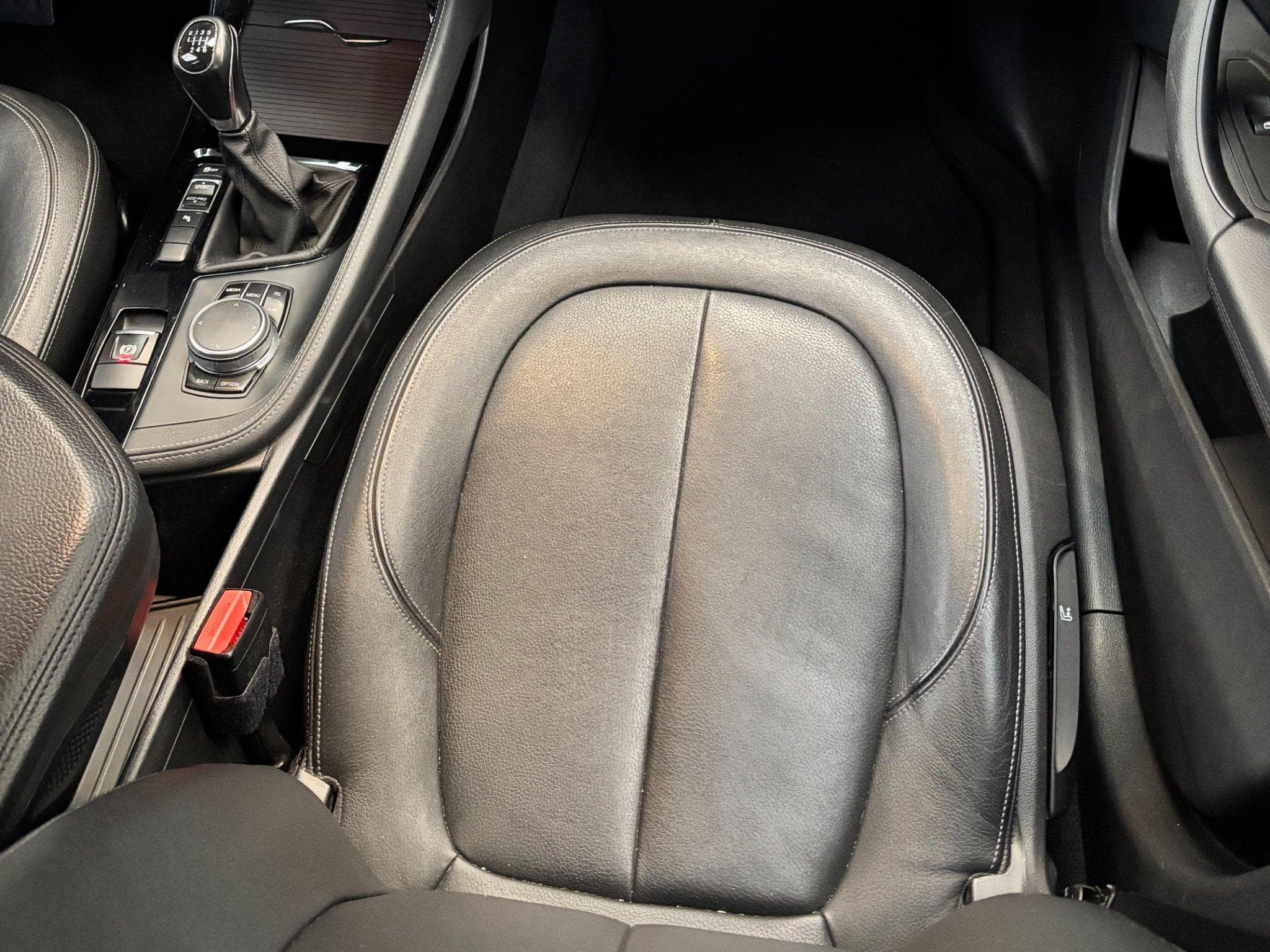 BMW X1 sDrive16d SUV (2016) - Foto 6