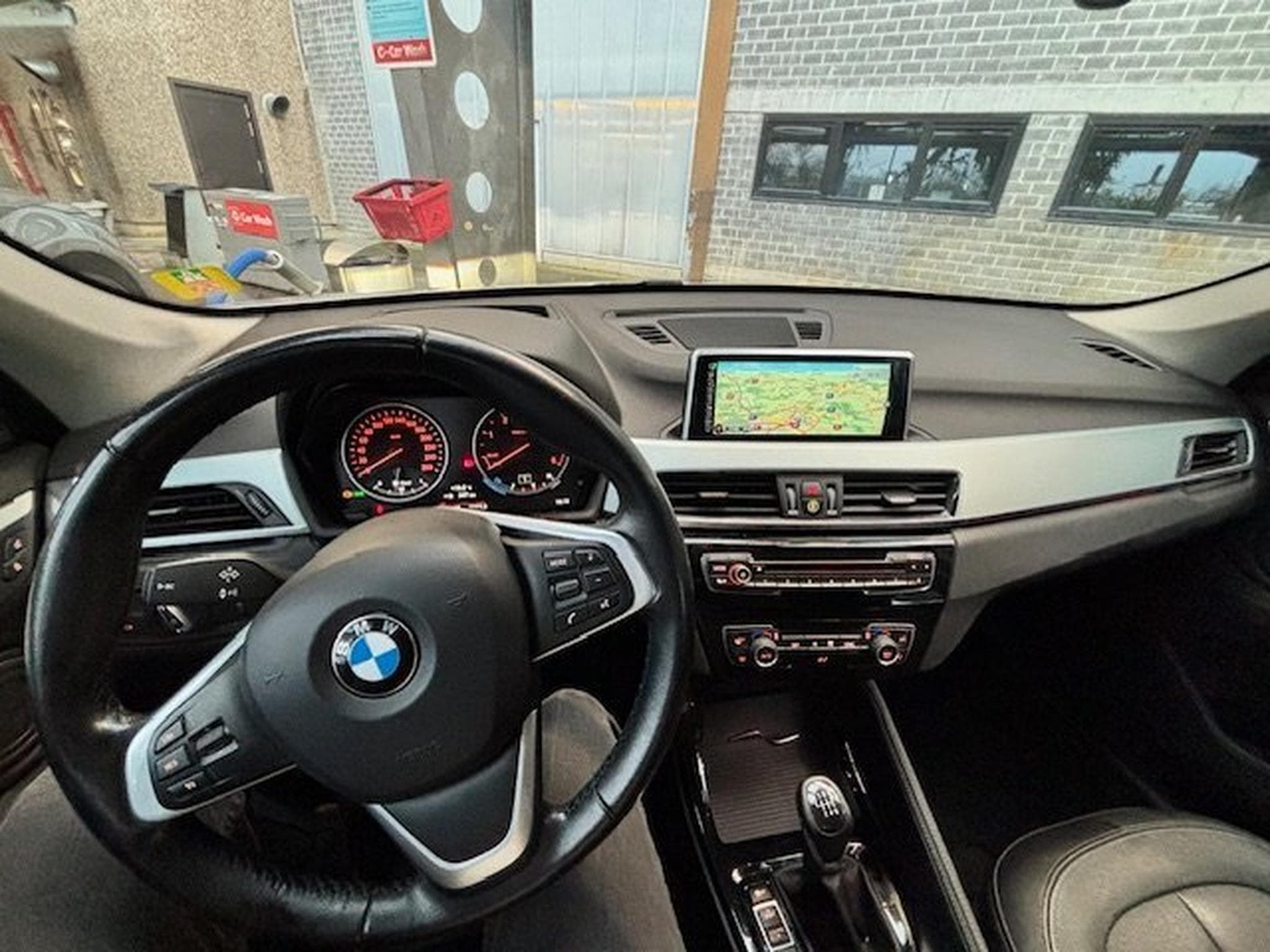 BMW X1 sDrive16d SUV (2016) - Foto 10