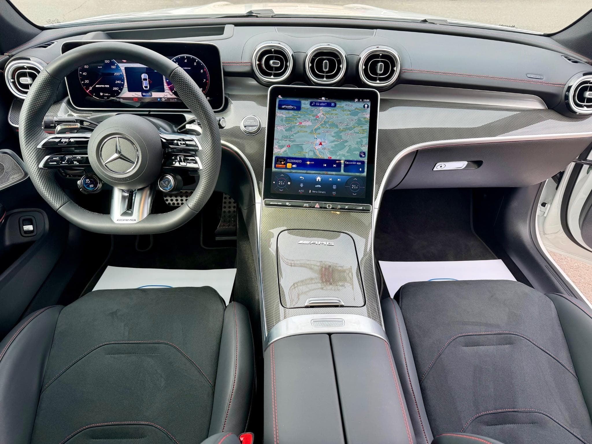 Mercedes CLE 53 AMG 4Matic+ PANO/NIGHT/BURMESTER/HEAD-UP/360° (2026) - Foto 8