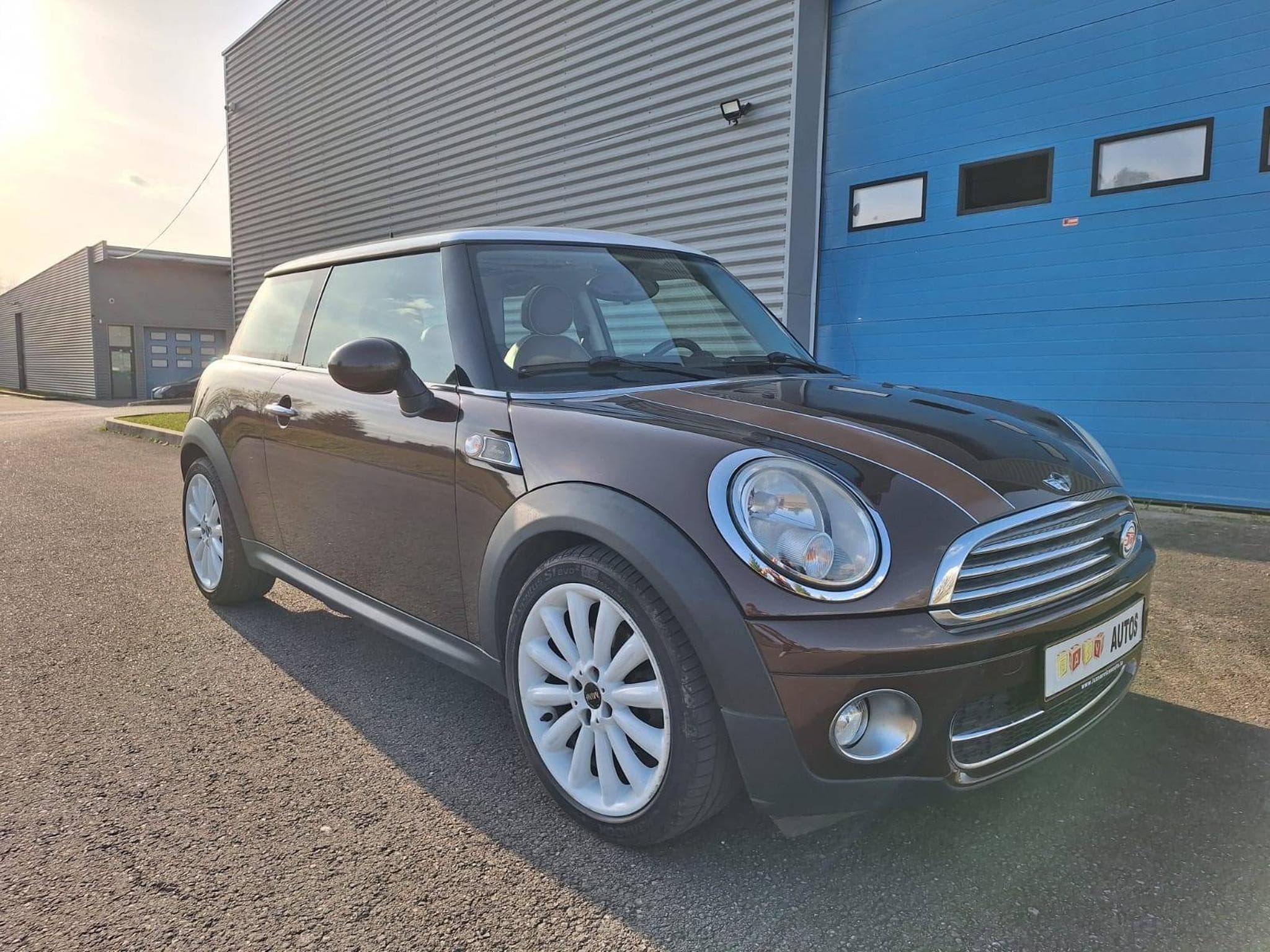 Mini Cooper D R56 1.6 D 109ch 50 Mayfair (2010) - Foto 1