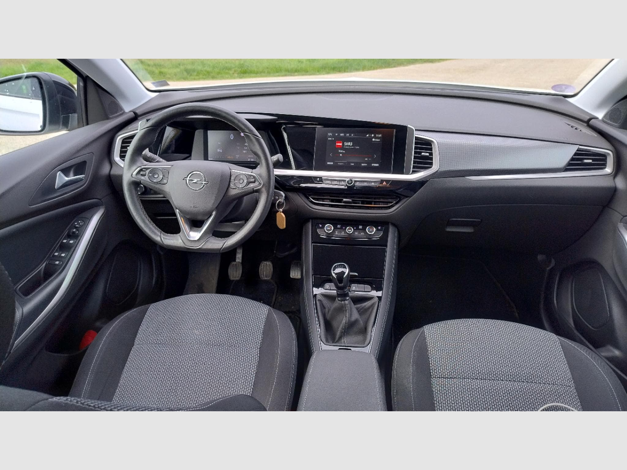 Opel Grandland 1.2 Enjoy - abnehmbare AHK - Winterpaket (2023) - Foto 2