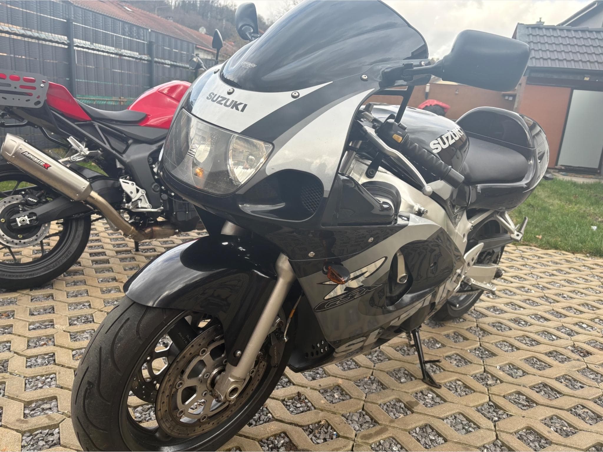 Suzuki GSXR Gsxr 600 srad (1999) - Foto 1