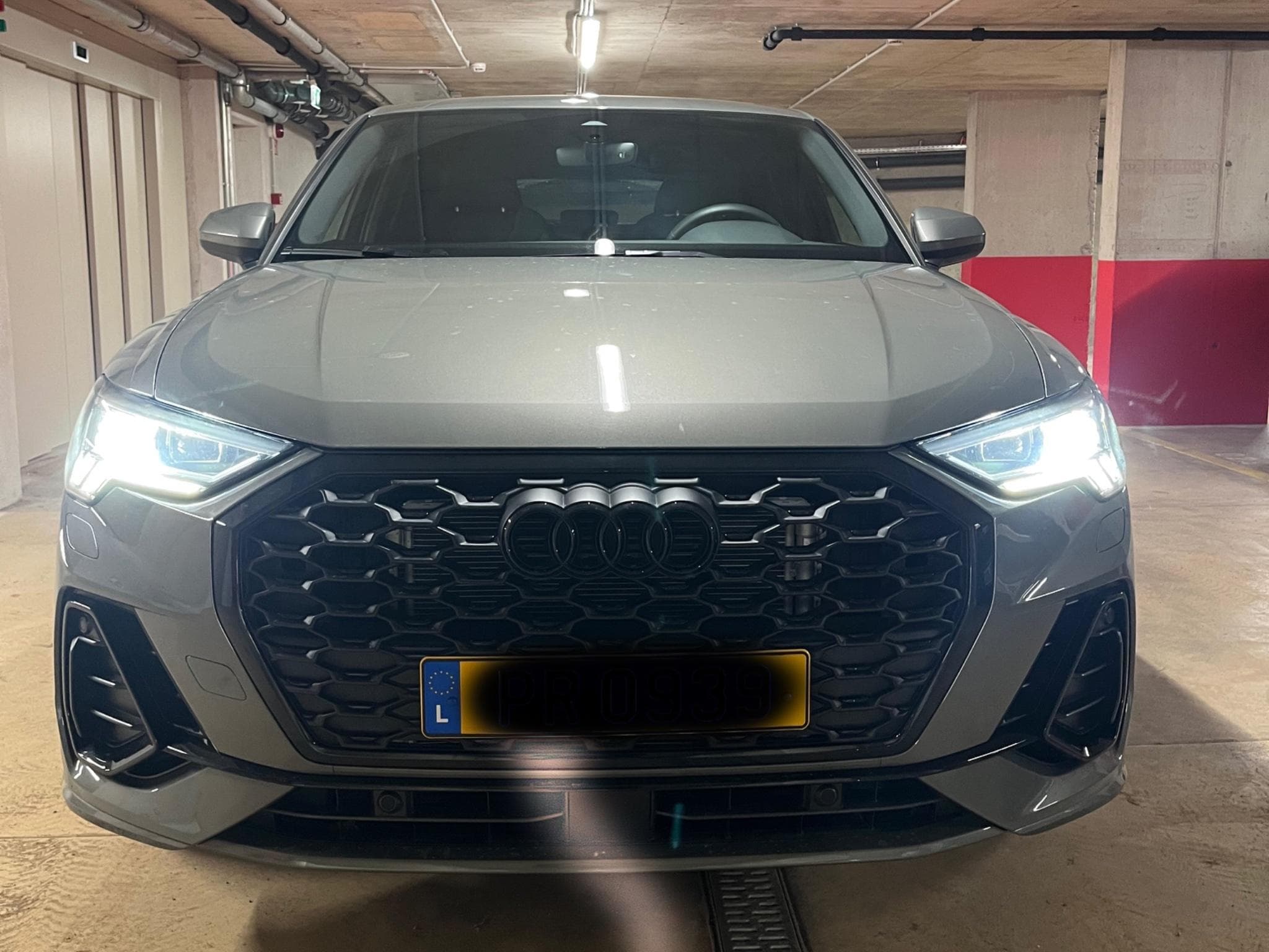 Audi Q3 S-Line (2025) - Photo 4