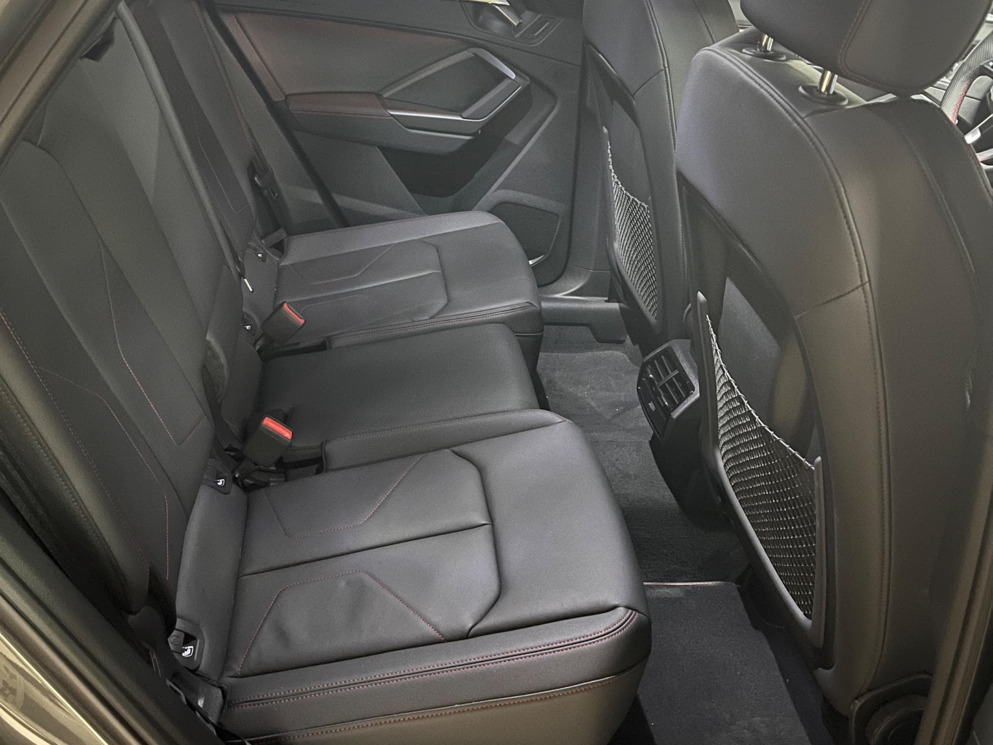 Audi Q3 S-Line (2025) - Photo 5