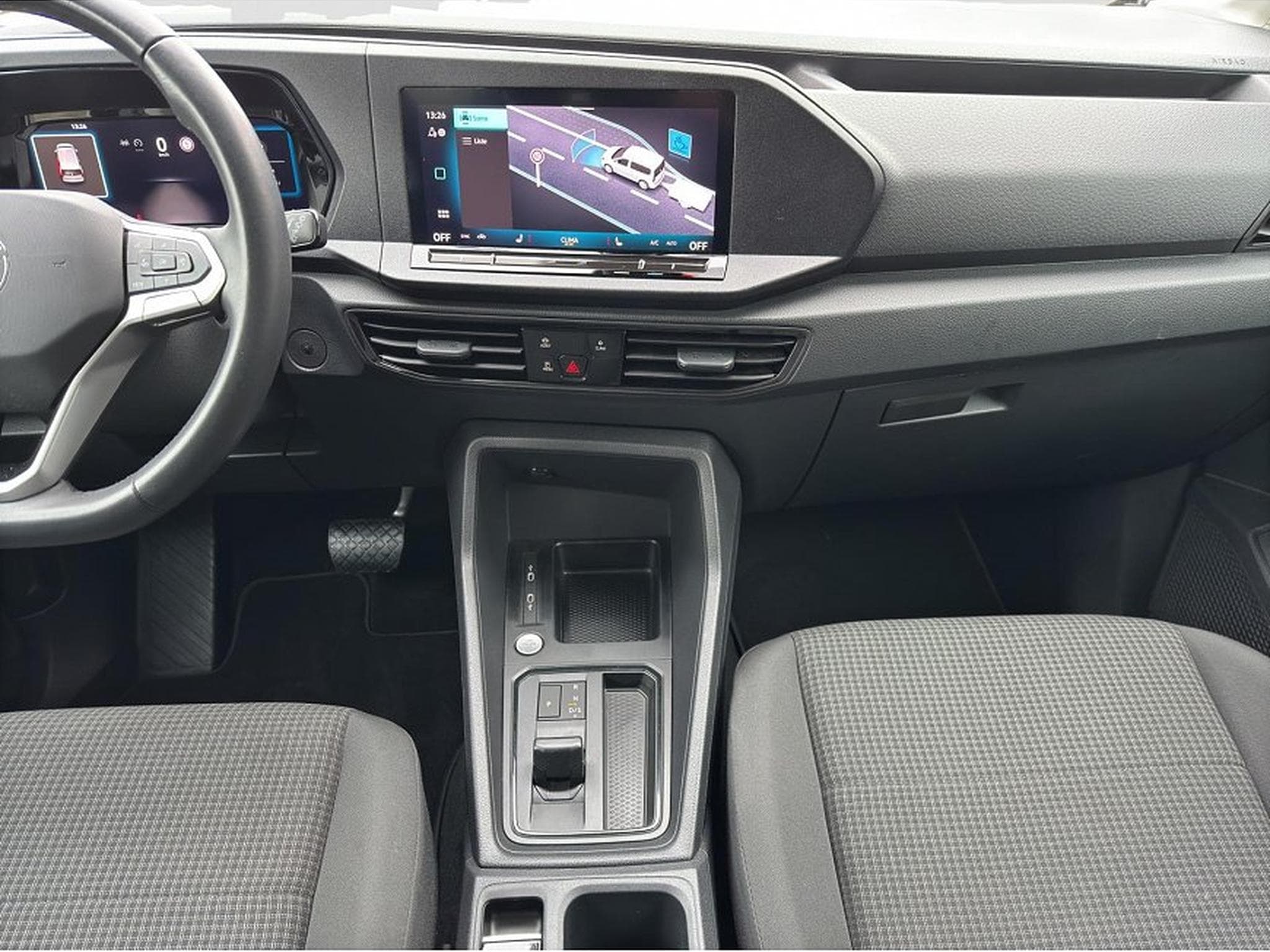 VW Caddy (2025) - Foto 16