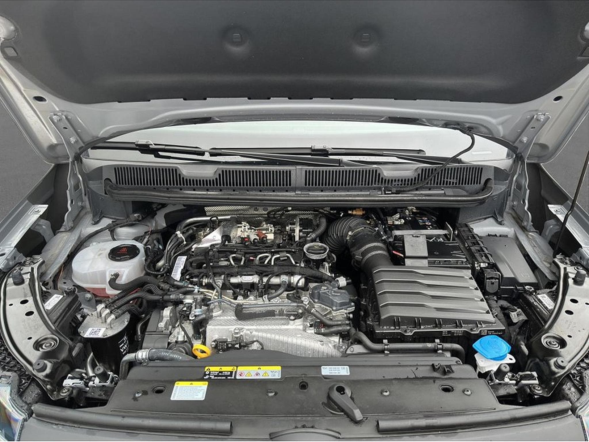 VW Caddy (2025) - Foto 22