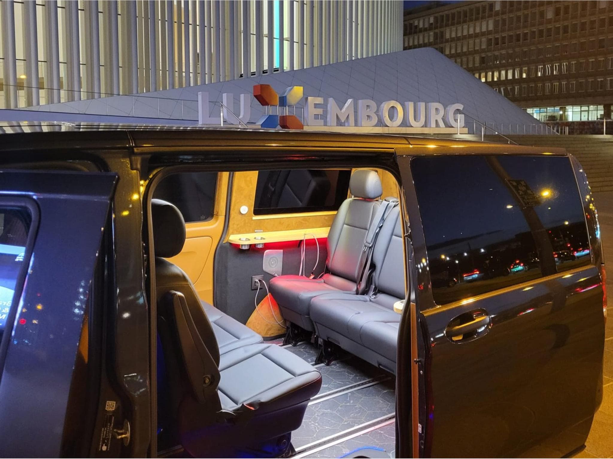 Mercedes Vito Tourer (2023) - Photo 2