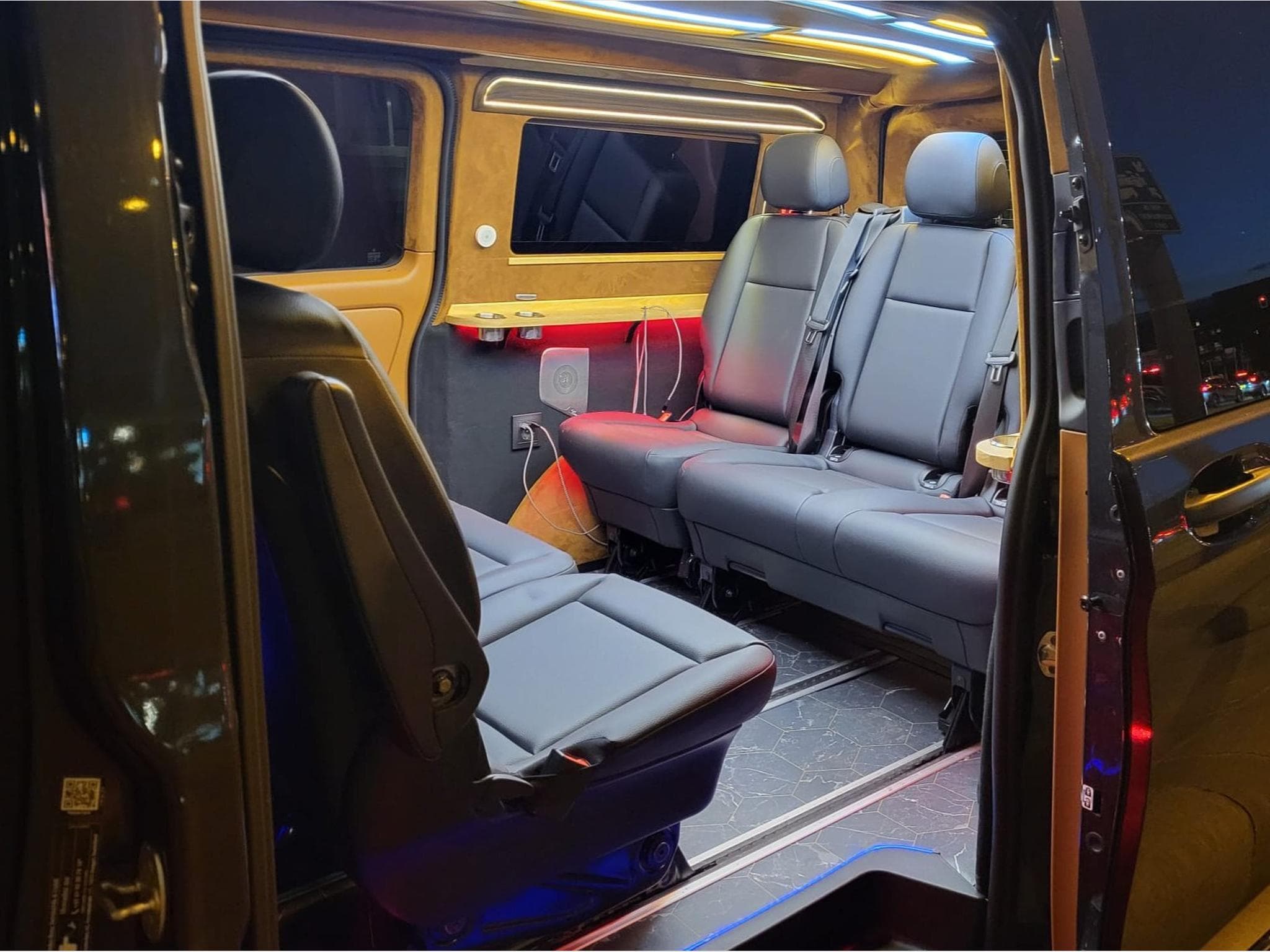 Mercedes Vito Tourer (2023) - Photo 3