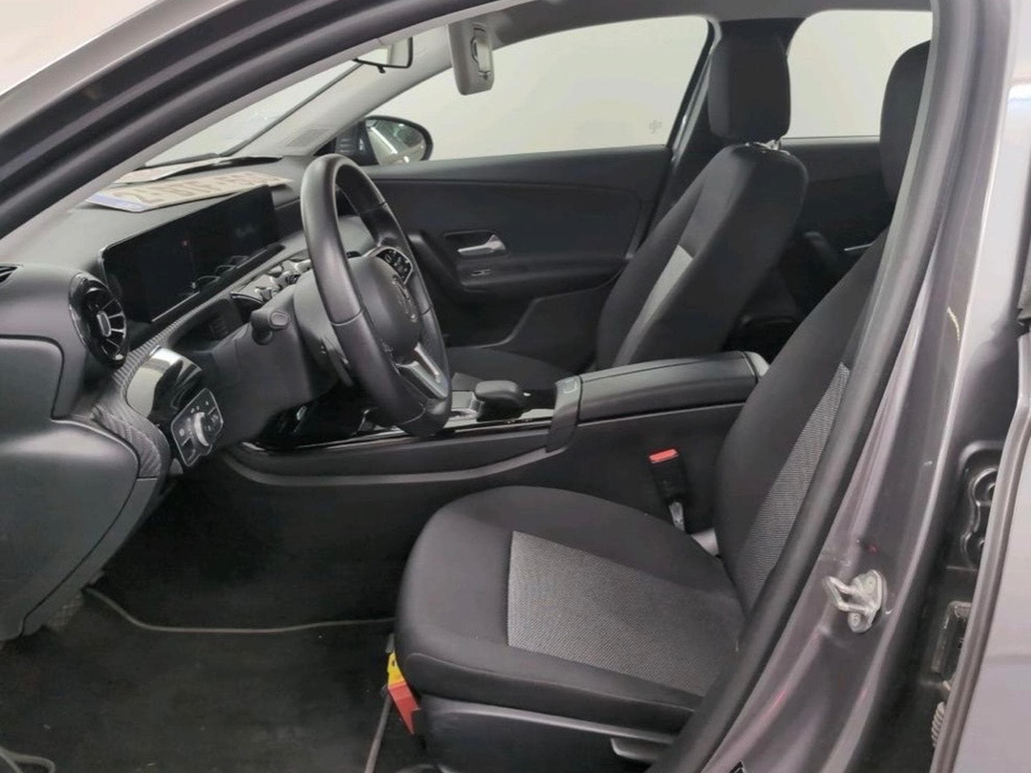 Mercedes A 180 (2022) - Photo 5