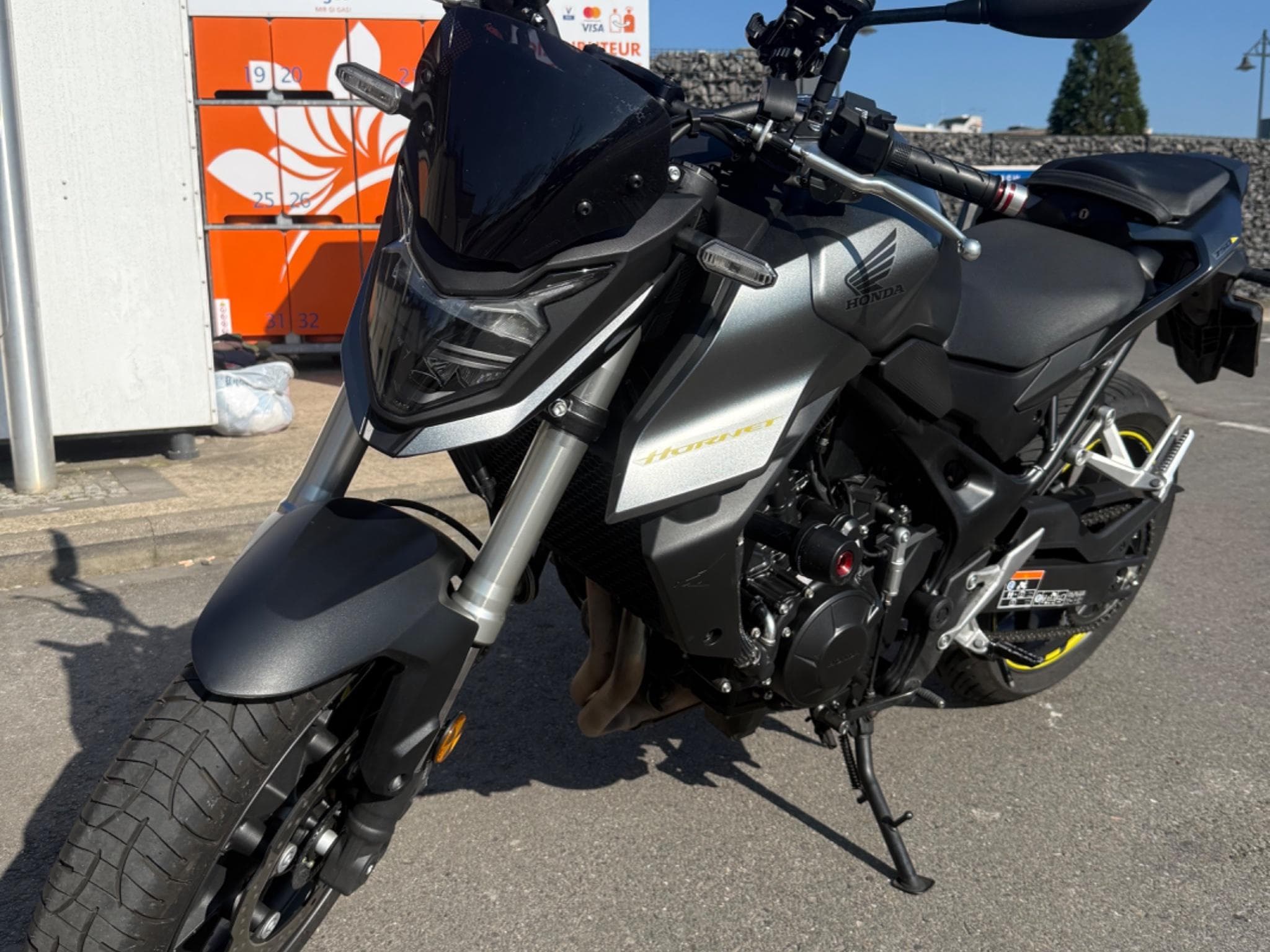 Honda Hornet (2024) - Photo 3