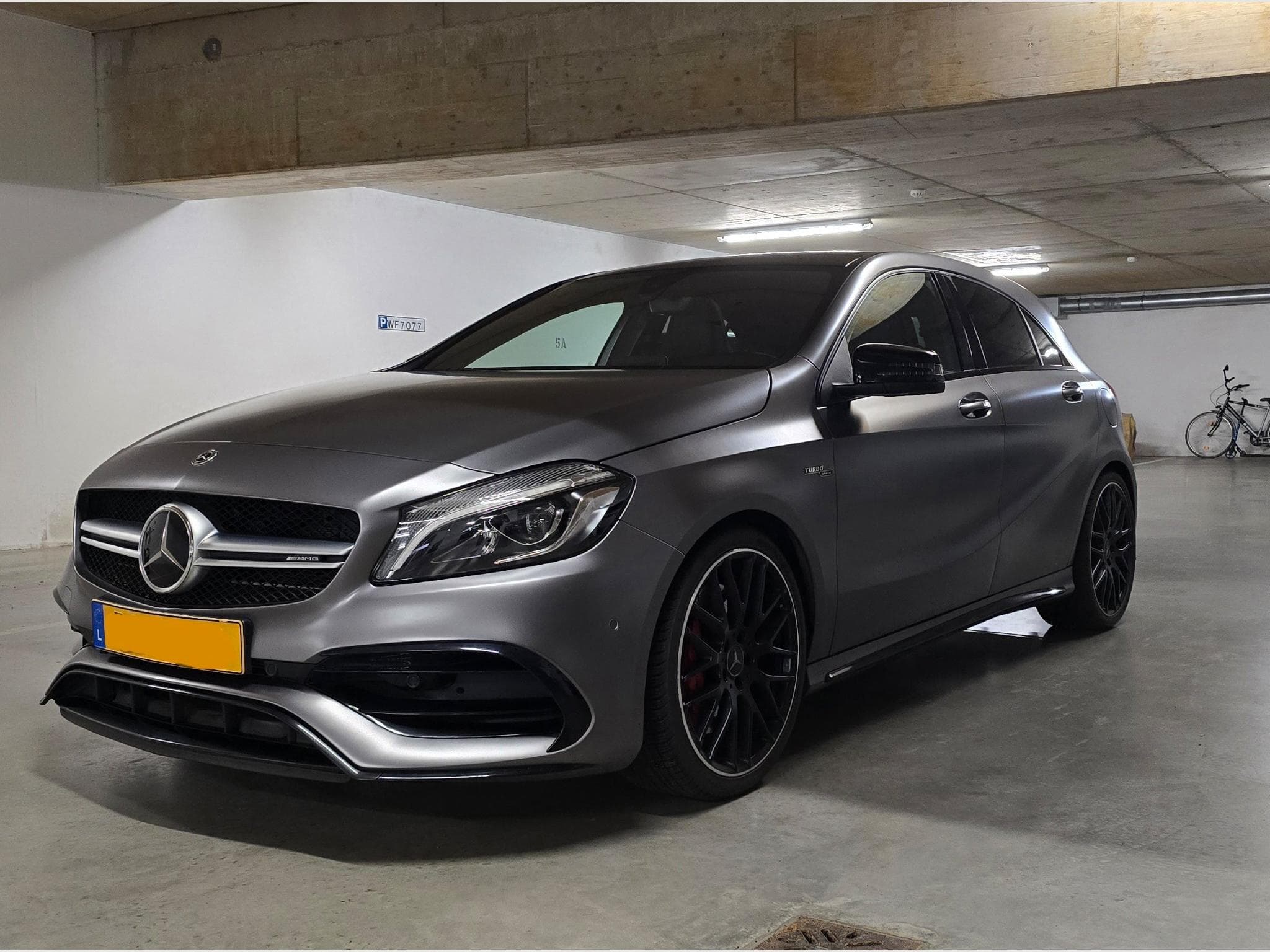 Mercedes A 45 AMG AMG (2017) - Photo 1