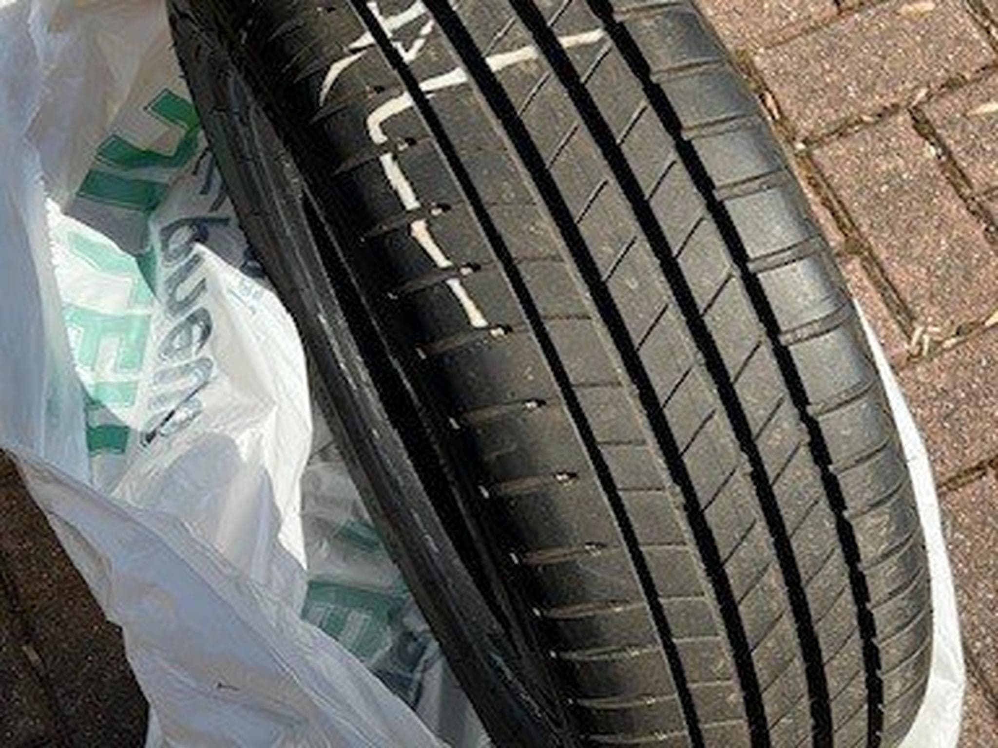 pneus – 16 - Foto 1