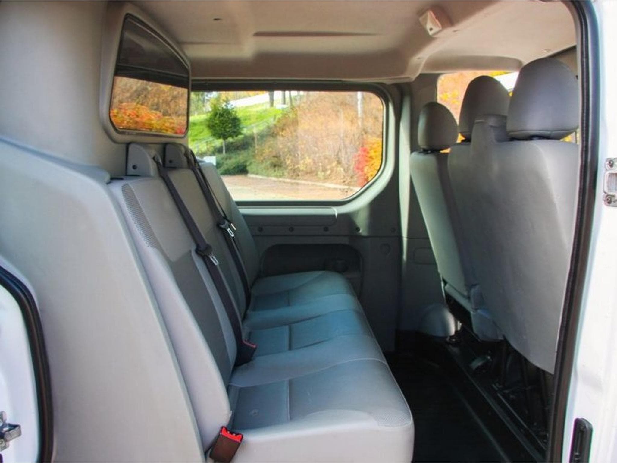 Opel Vivaro 2.0 CDTI 115 L1H1 (2010) - Photo 2