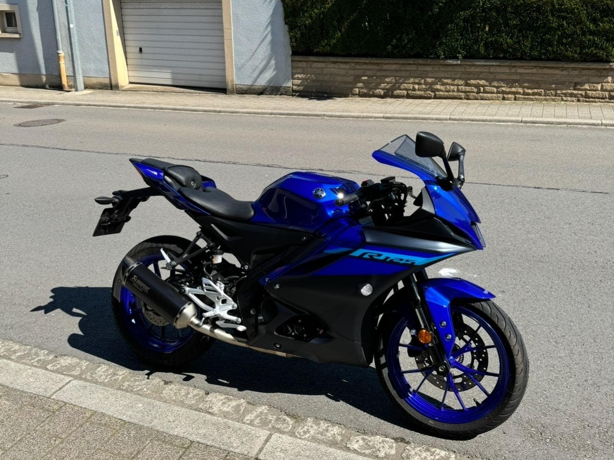 Yamaha YZF-R 125R (2024) - Foto 1