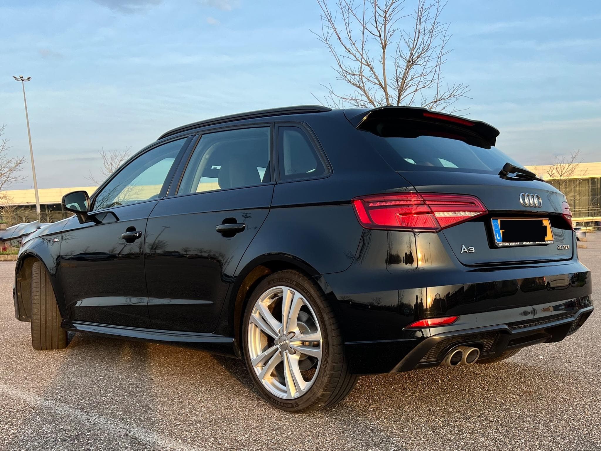 Audi A3 Sportback 35 TDI 150 S-tronic S-Line (2020) - Foto 2