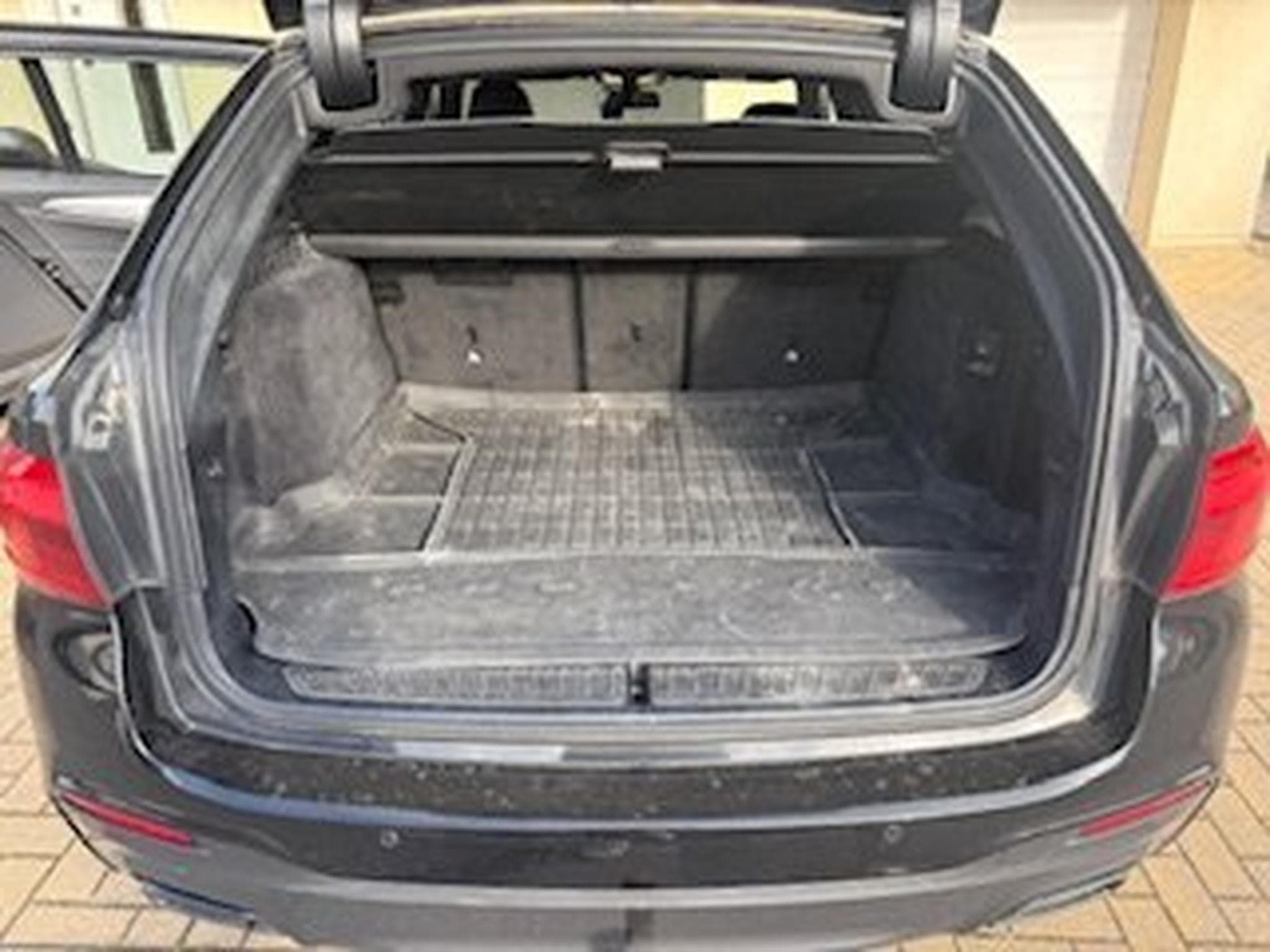 BMW 550 carrosserie M (2019) - Photo 8