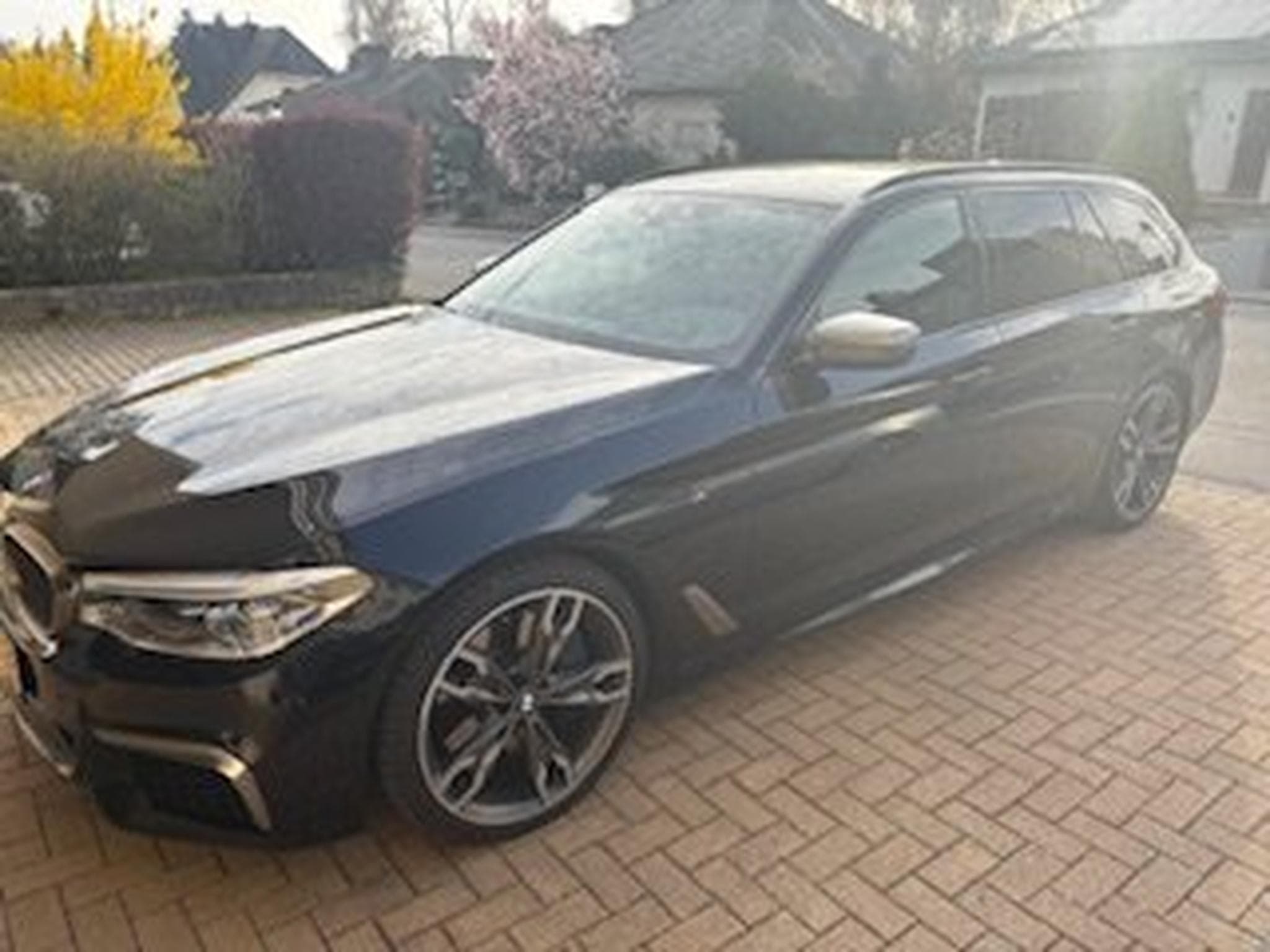 BMW 550 carrosserie M (2019) - Photo 1