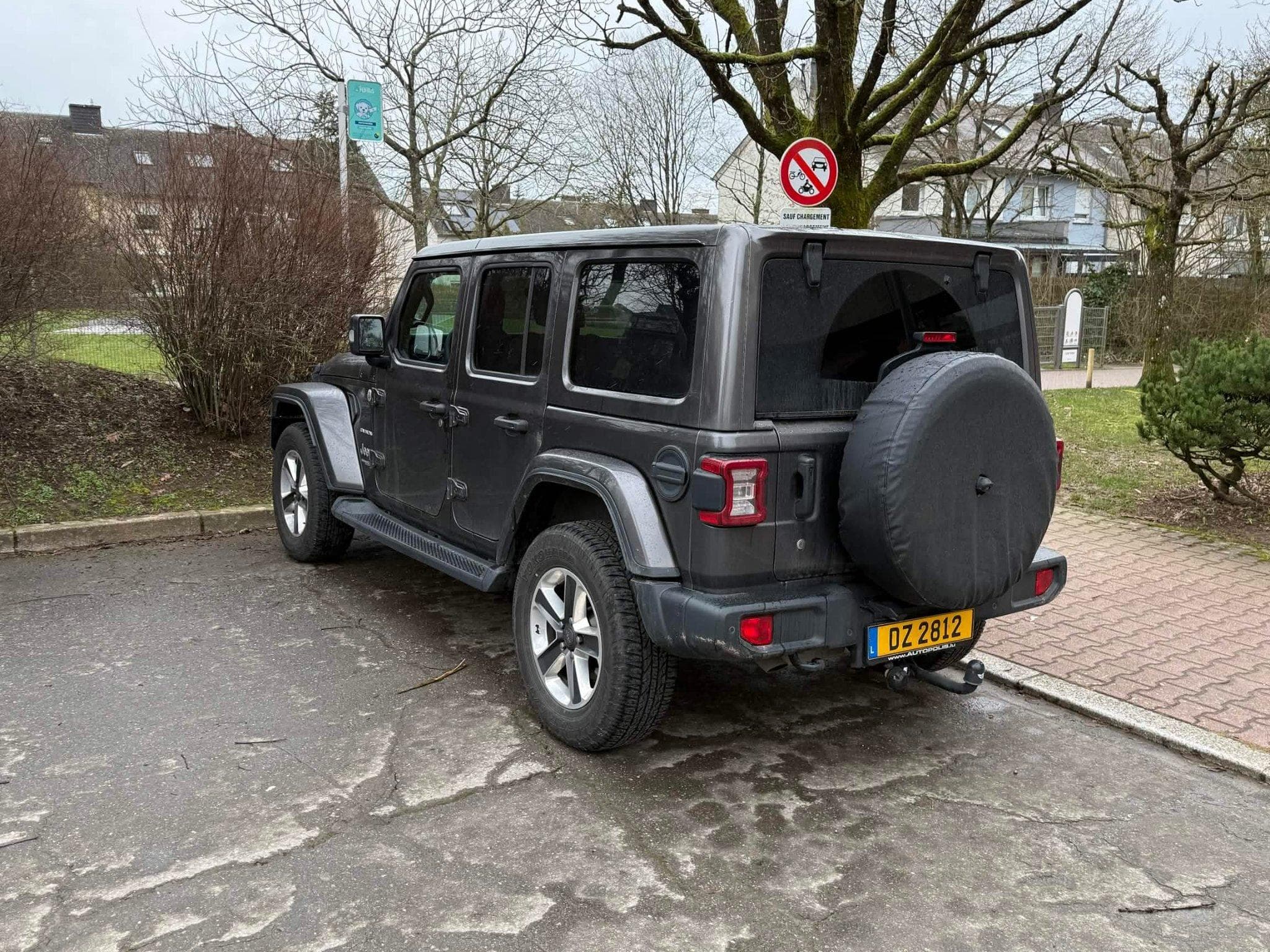 Jeep Wrangler Sahara (2020) - Foto 2
