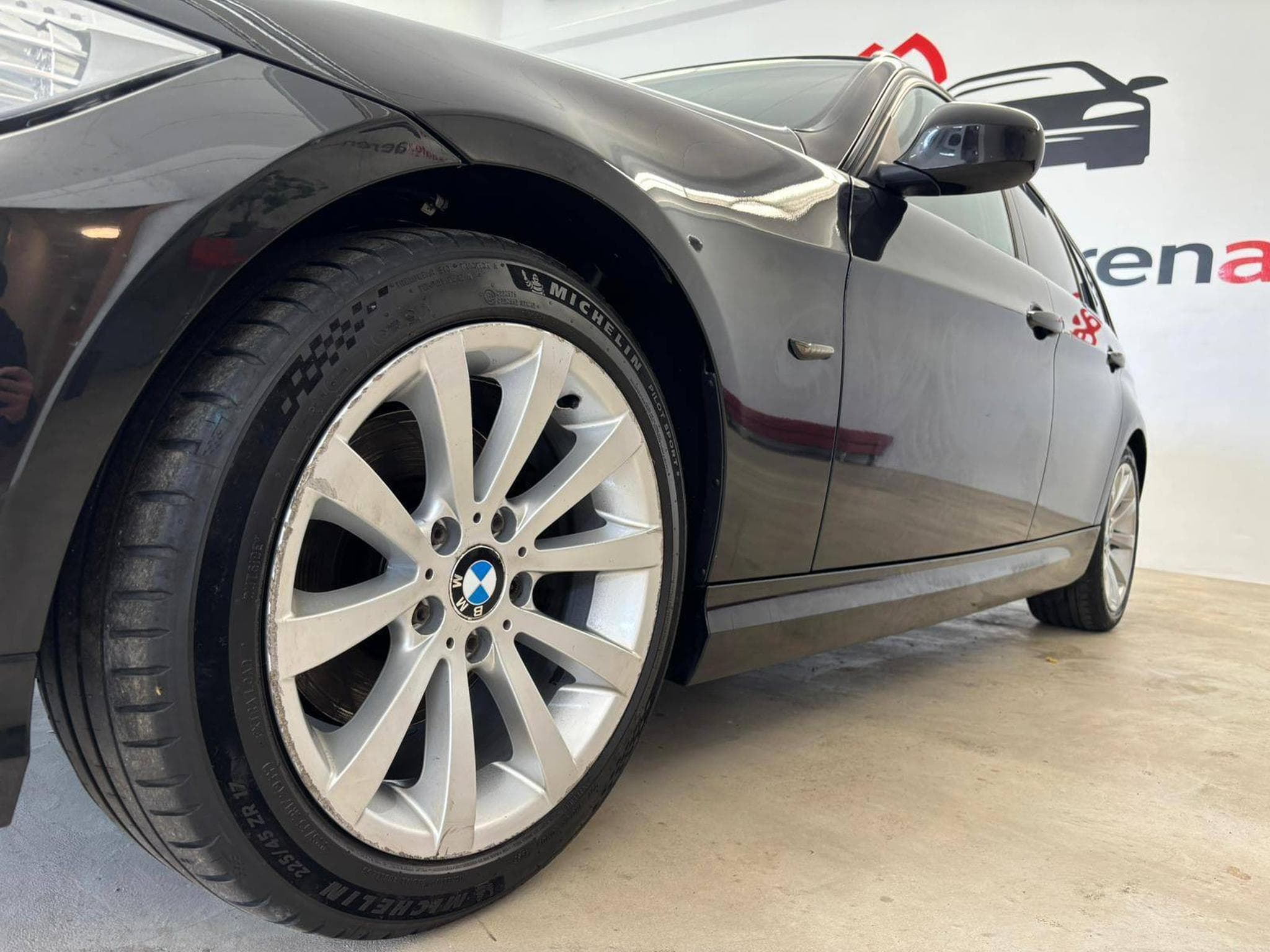 BMW 320 d Touring (2012) - Photo 7