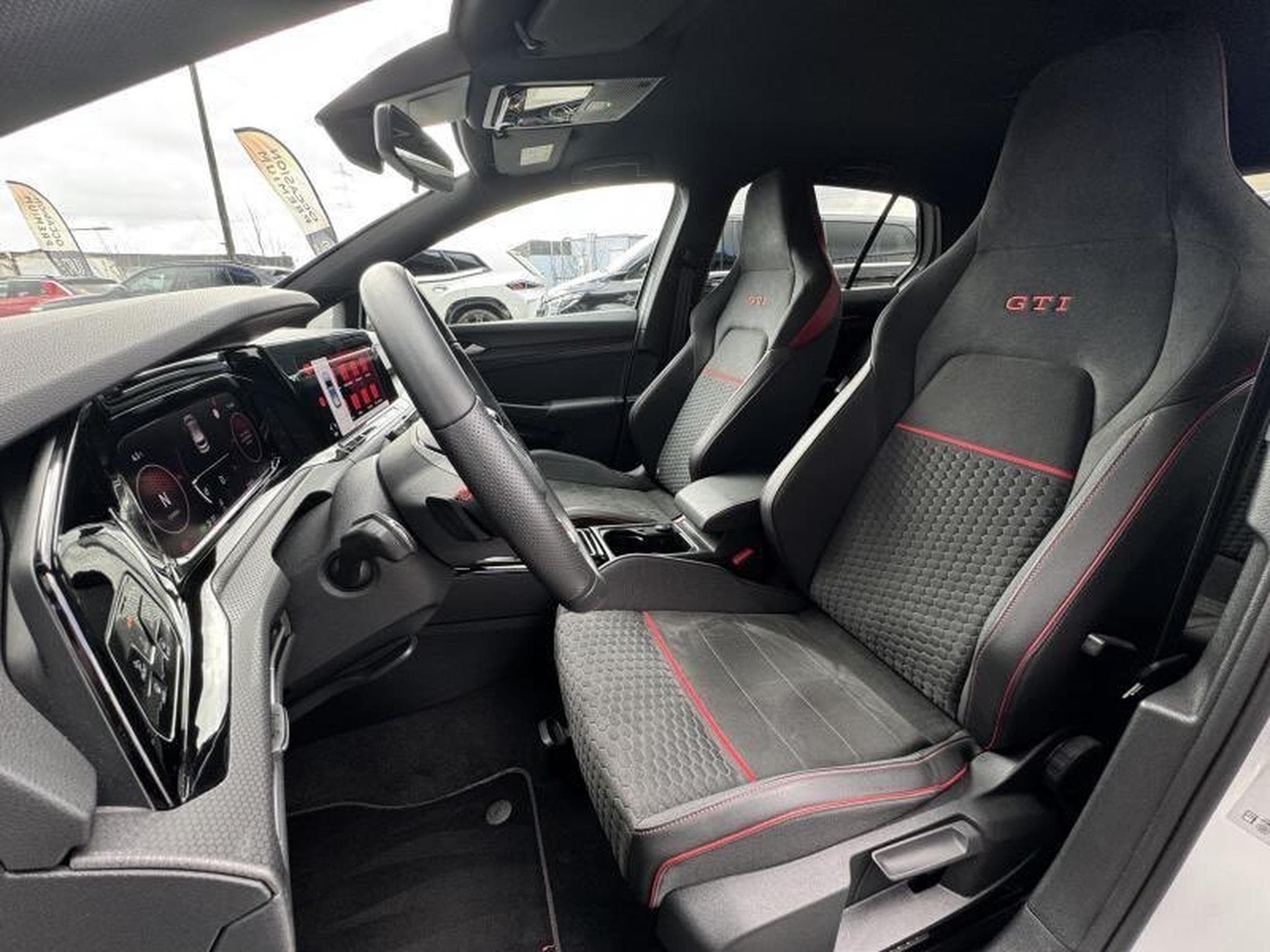 VW GTI GOLF 8 GTI CS 2.0L 300CV (2024) - Foto 5