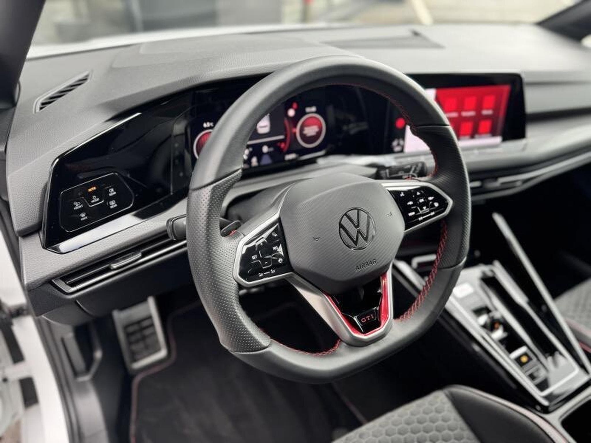 VW GTI GOLF 8 GTI CS 2.0L 300CV (2024) - Foto 4