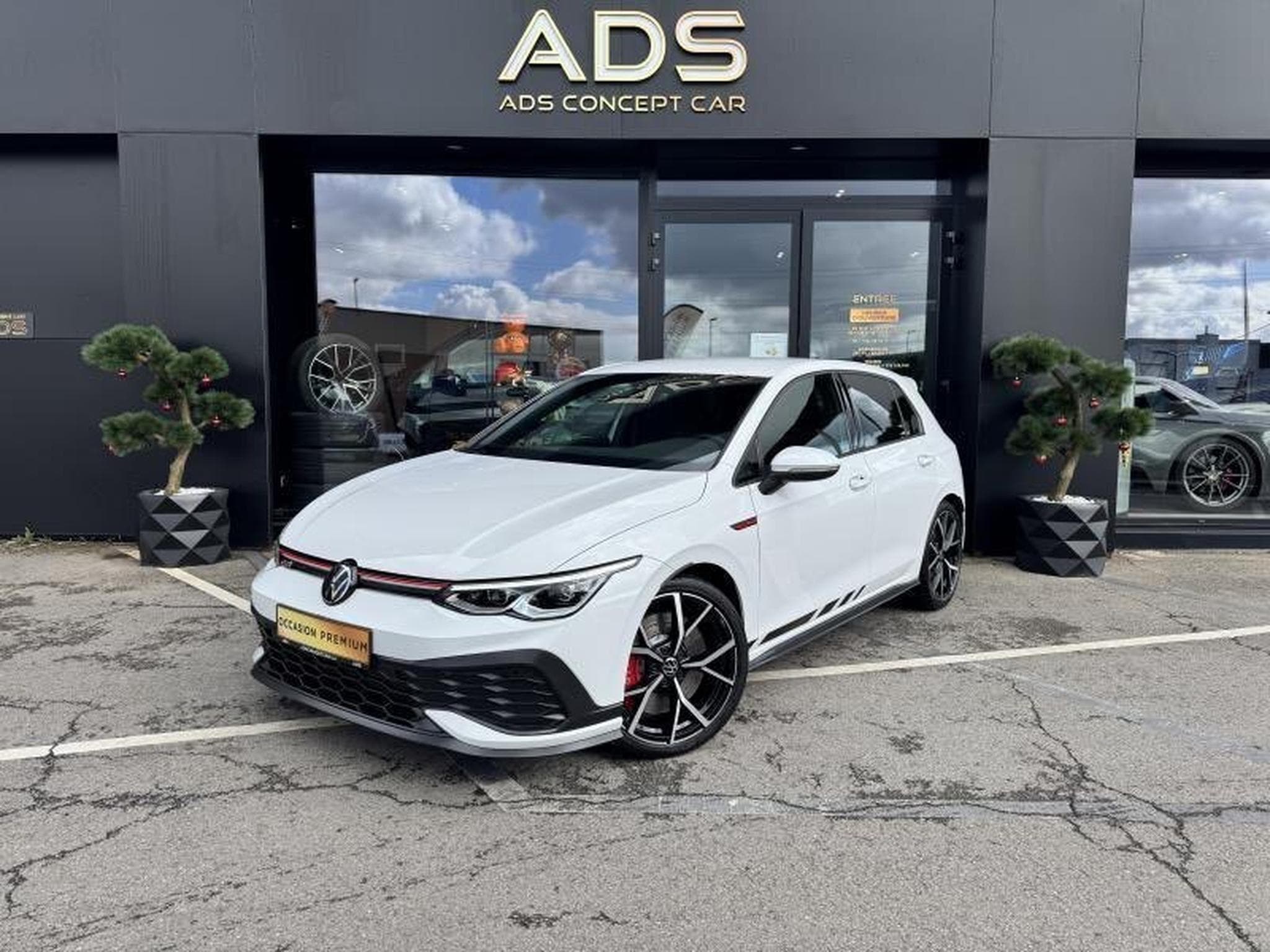 VW GTI GOLF 8 GTI CS 2.0L 300CV (2024) - Foto 1