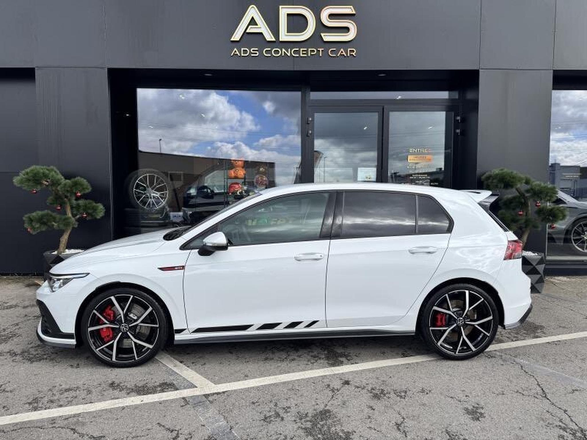 VW GTI GOLF 8 GTI CS 2.0L 300CV (2024) - Foto 2