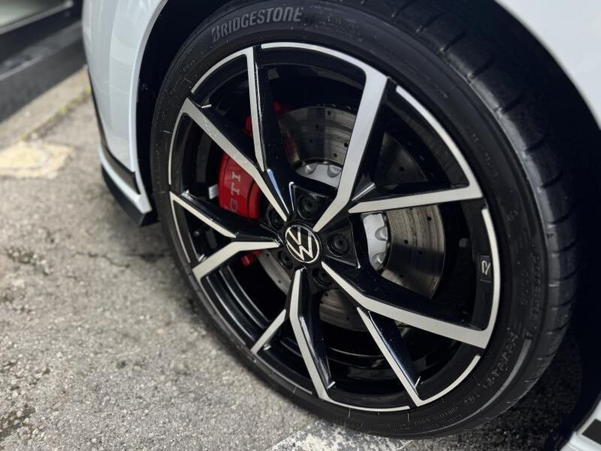 VW GTI GOLF 8 GTI CS 2.0L 300CV (2024) - Foto 10