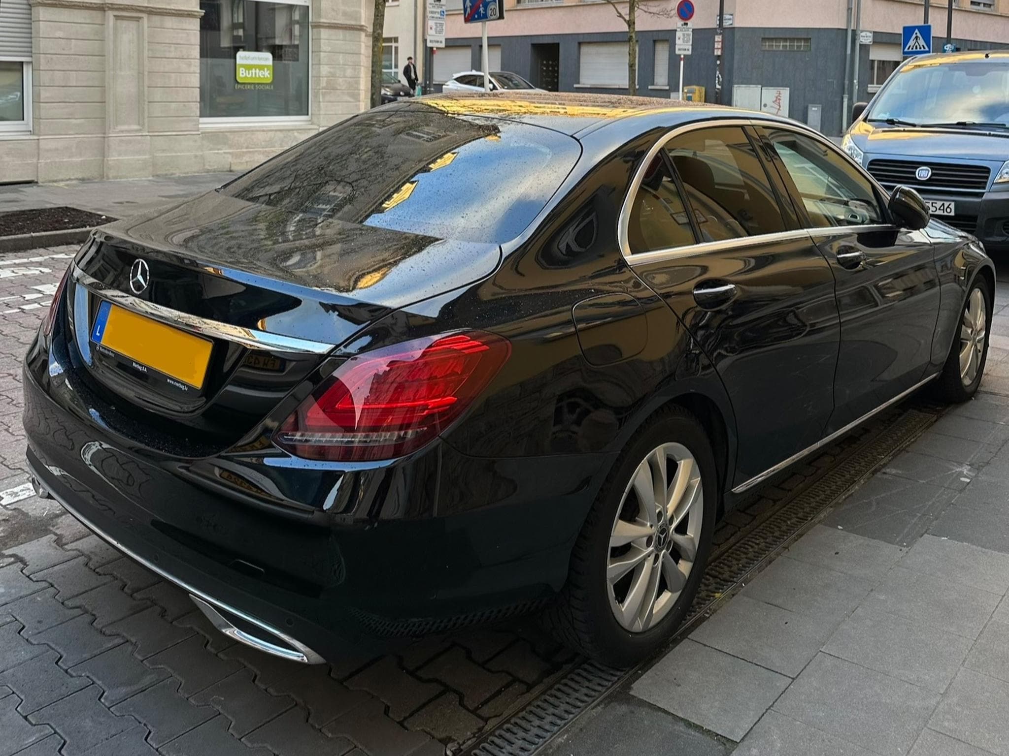 Mercedes C 220 (2018) - Foto 3