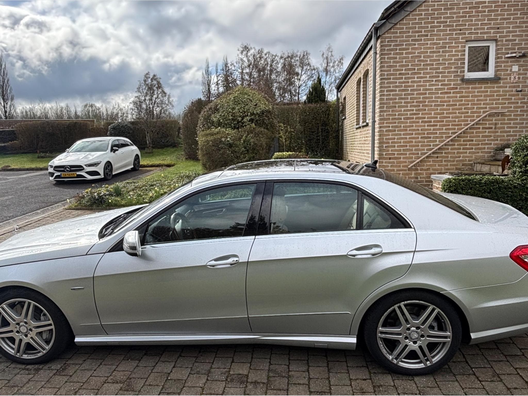 Mercedes E 500 AMG (2011) - Photo 6