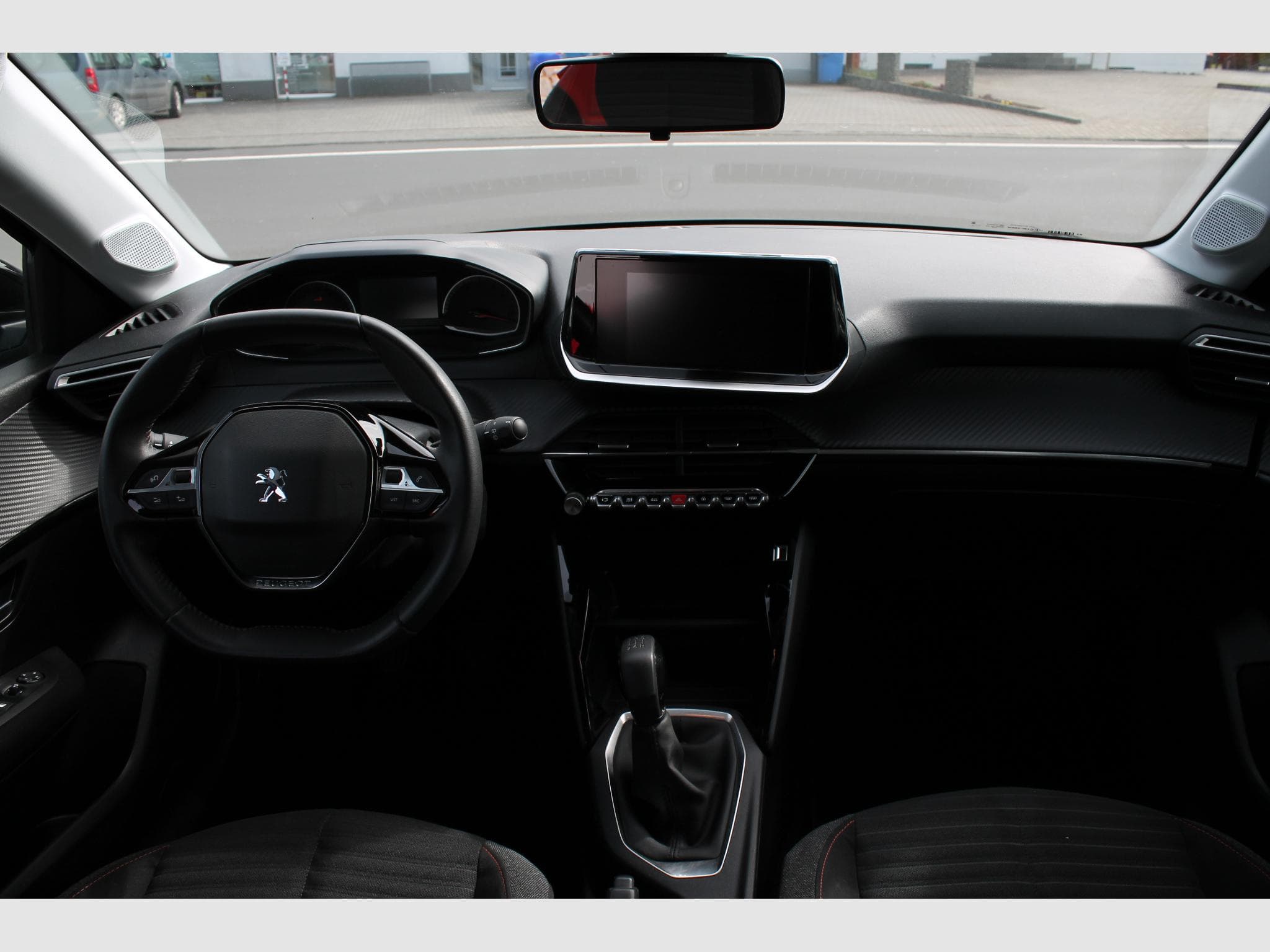 Peugeot 208 1.2 Pure Tech Like (2023) - Photo 7