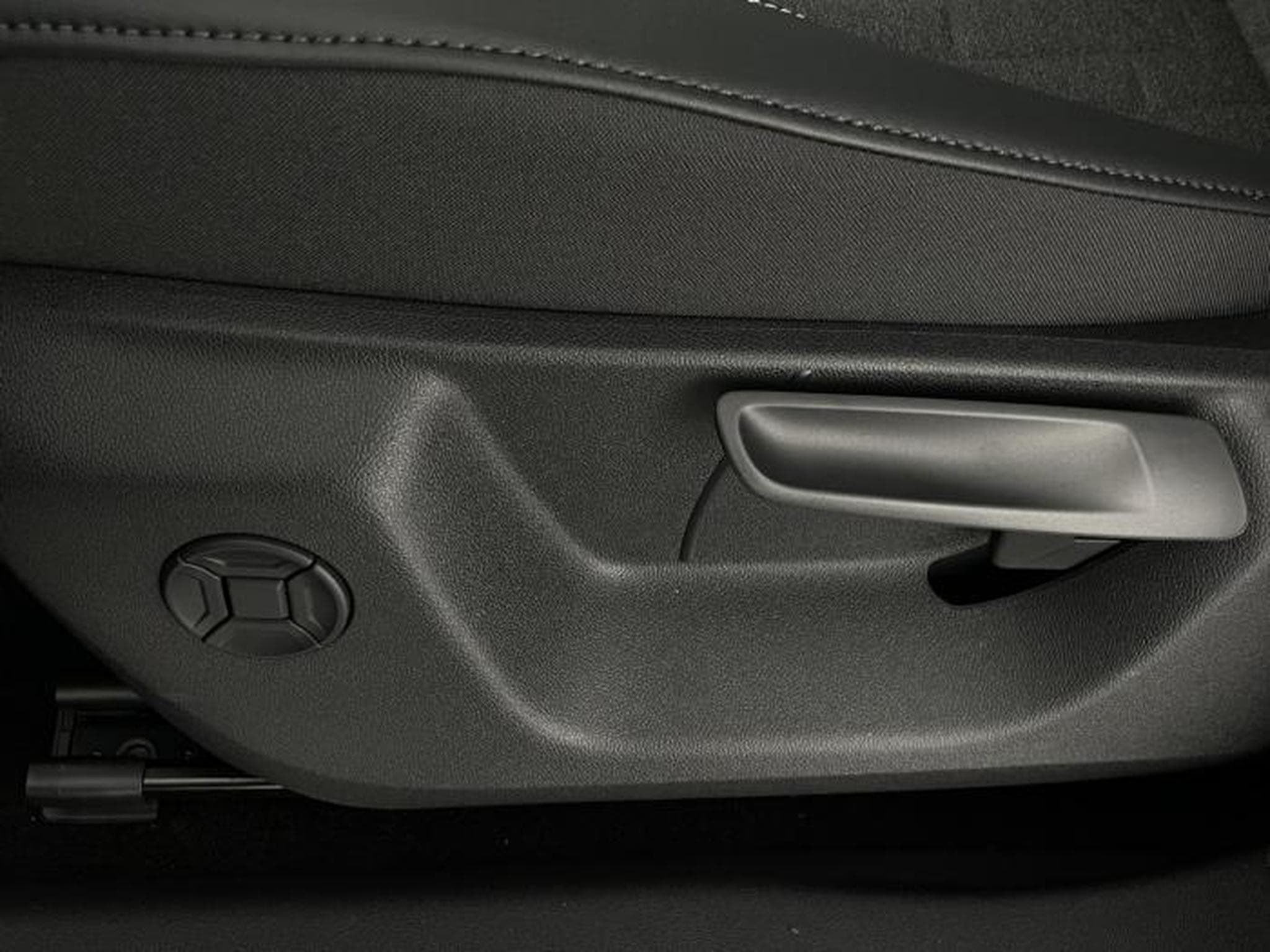 VW Tiguan New Editon (2025) - Foto 24