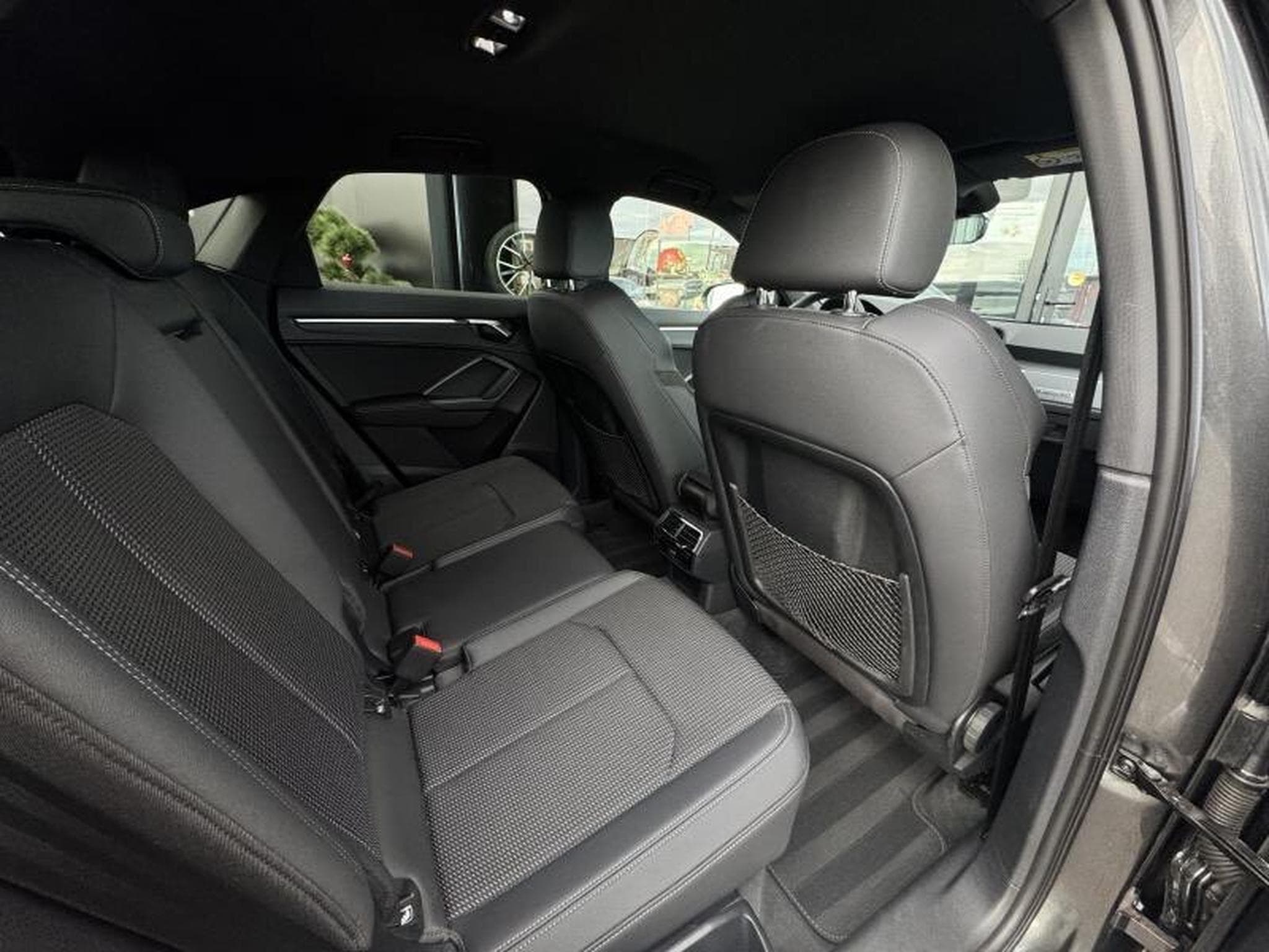 Audi Q3 SPORTBACK S-LINE QUATTRO 2.0L 200CV 1ère MAIN (2021) - Foto 12