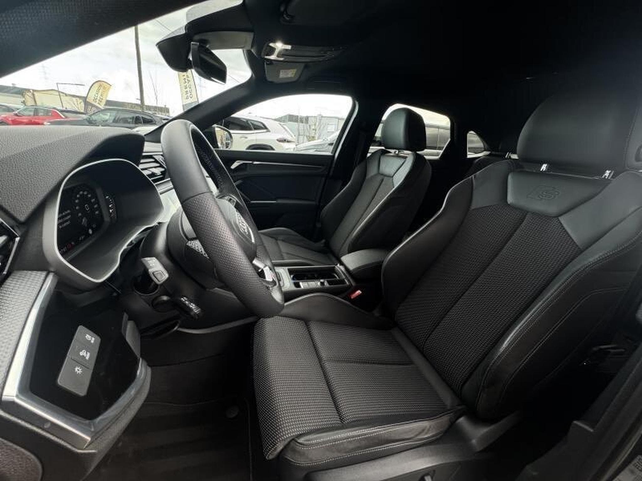 Audi Q3 SPORTBACK S-LINE QUATTRO 2.0L 200CV 1ère MAIN (2021) - Foto 5