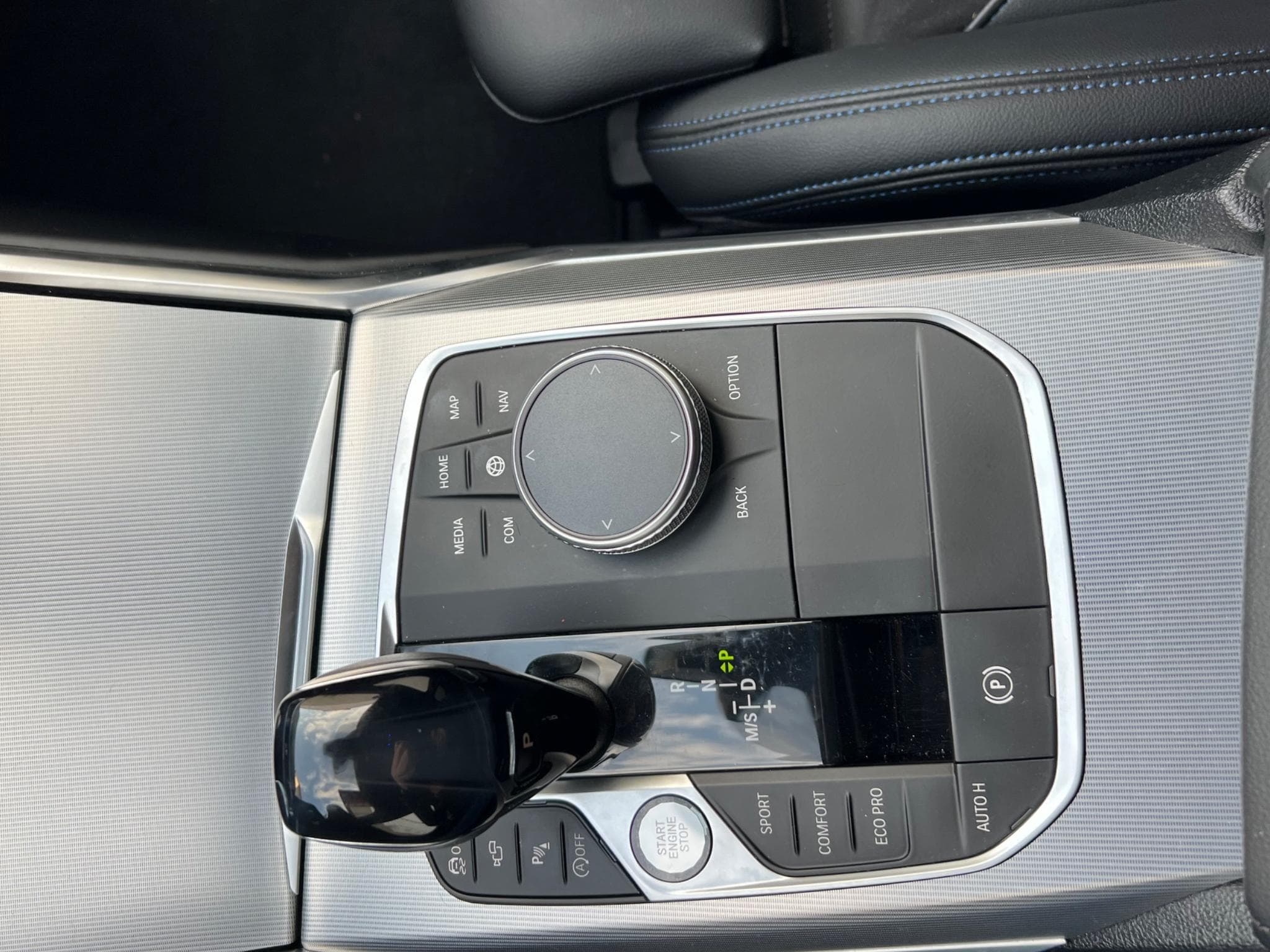 BMW 330 Sport M (2019) - Foto 6