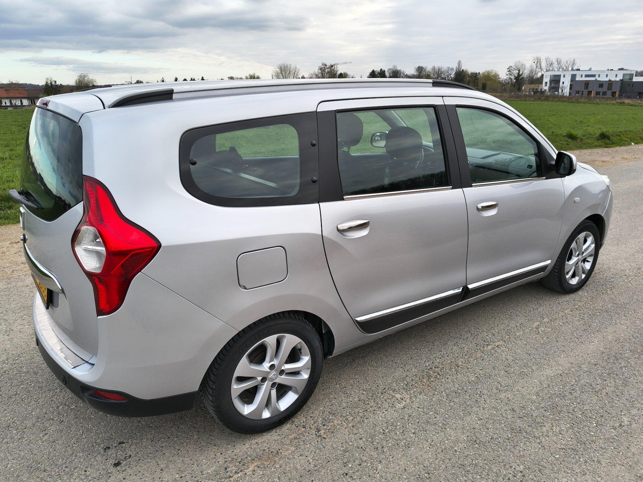 Dacia Lodgy Dacia Lodgy 1.5 dCi 110 Prestige (2016) - Photo 6