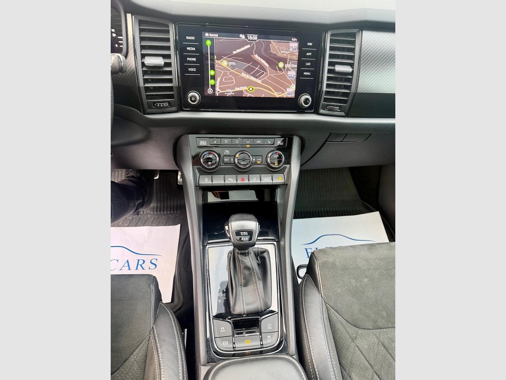 Skoda Kodiaq 2.0 TDI 200 SportLine DSG 4x4 7 places (2021) - Photo 12