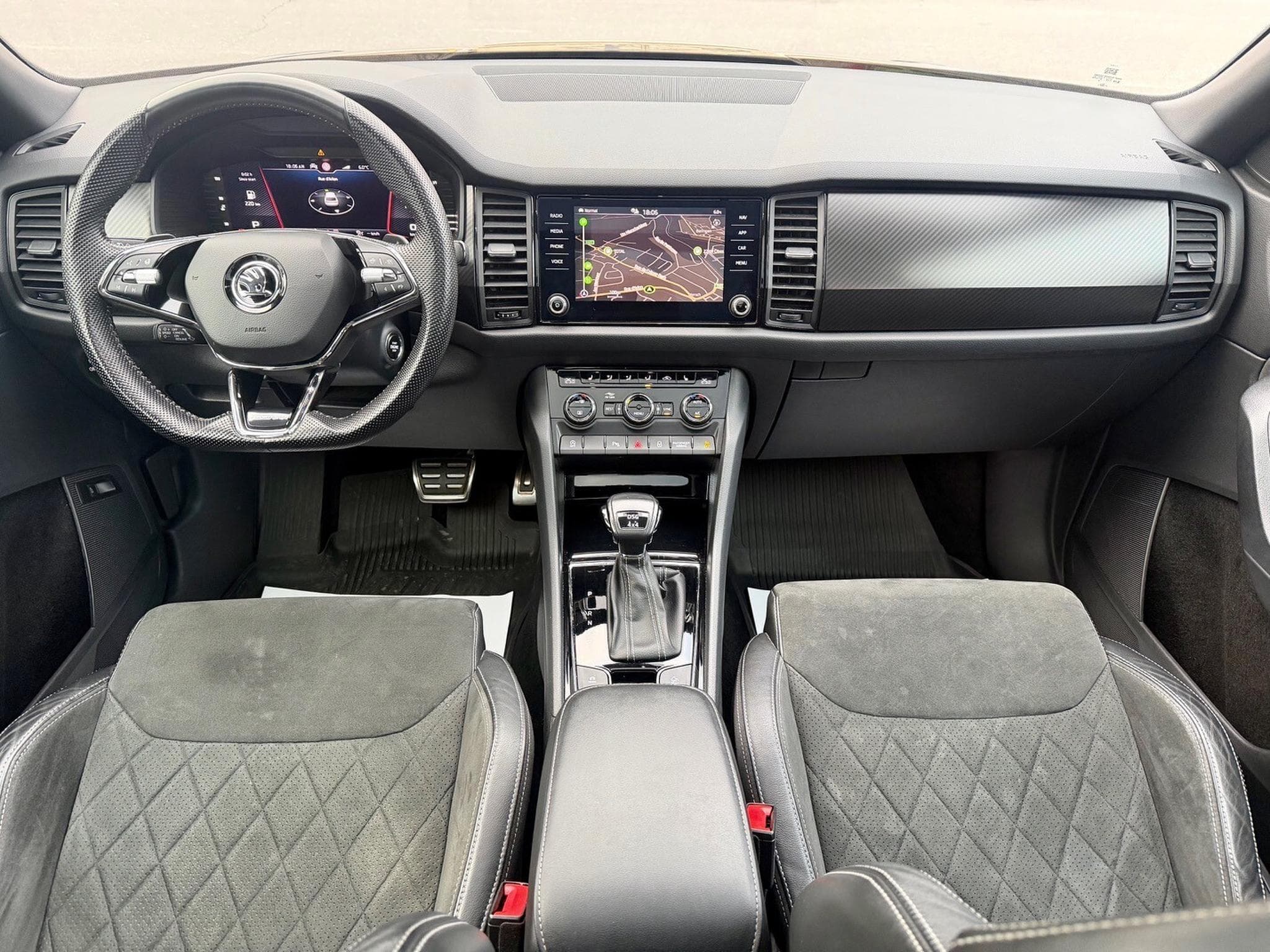 Skoda Kodiaq 2.0 TDI 200 SportLine DSG 4x4 7 places (2021) - Photo 8