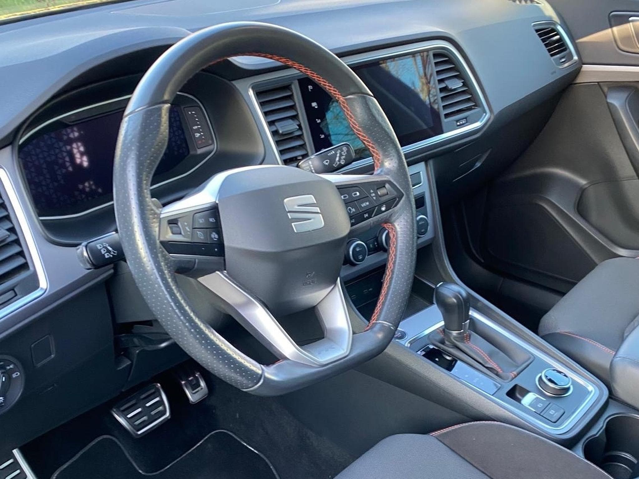 Seat Ateca FR 4x4 TDI (2022) - Photo 5