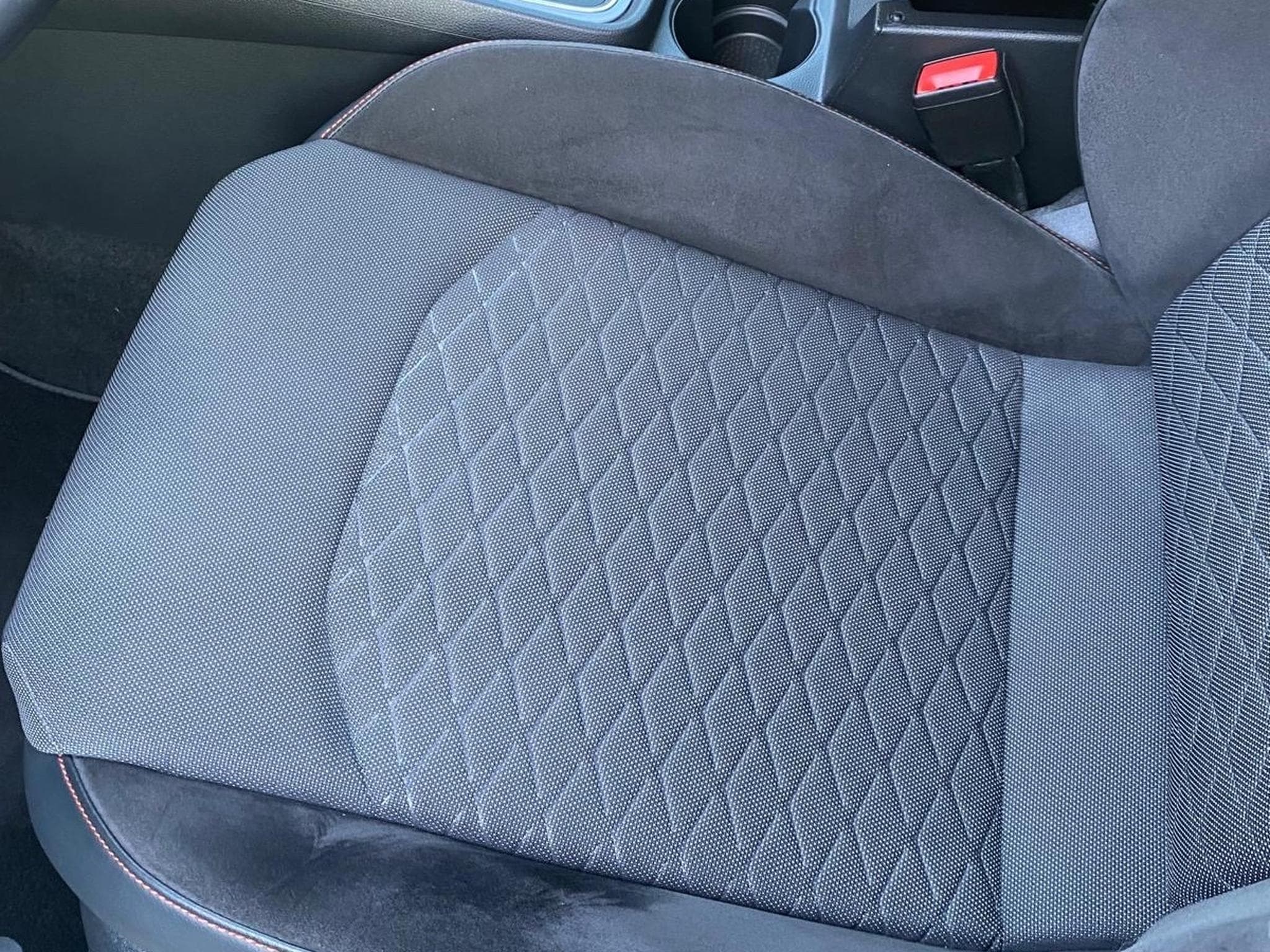 Seat Ateca FR 4x4 TDI (2022) - Photo 6