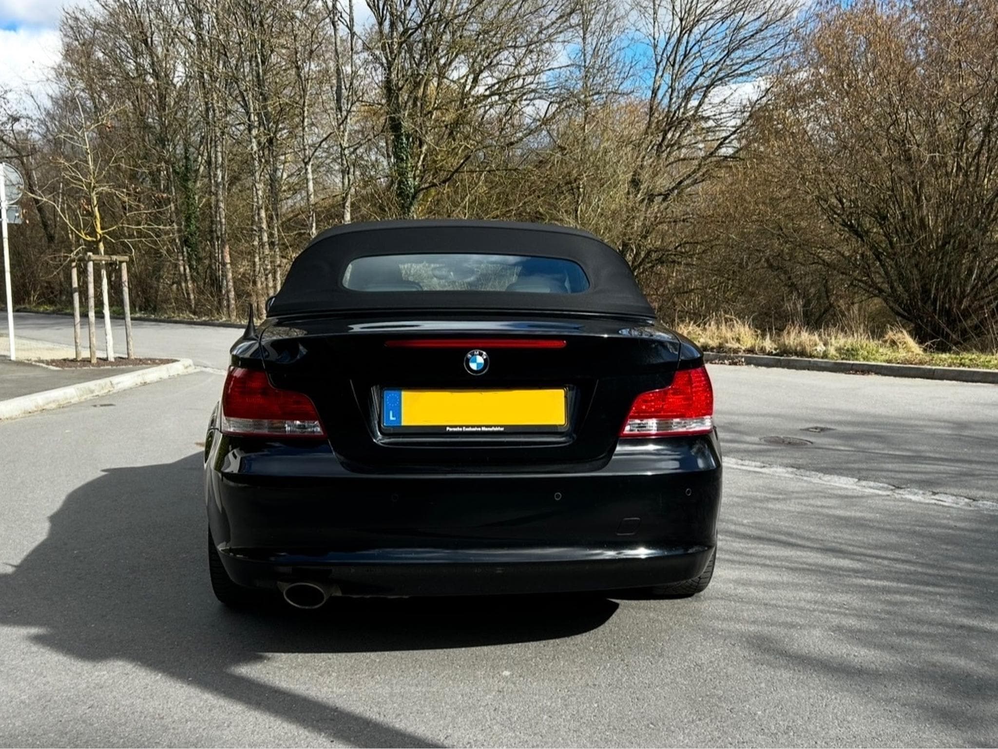 BMW 118 118i Cabriolet / Leather / Bluetooth (2010) - Photo 14