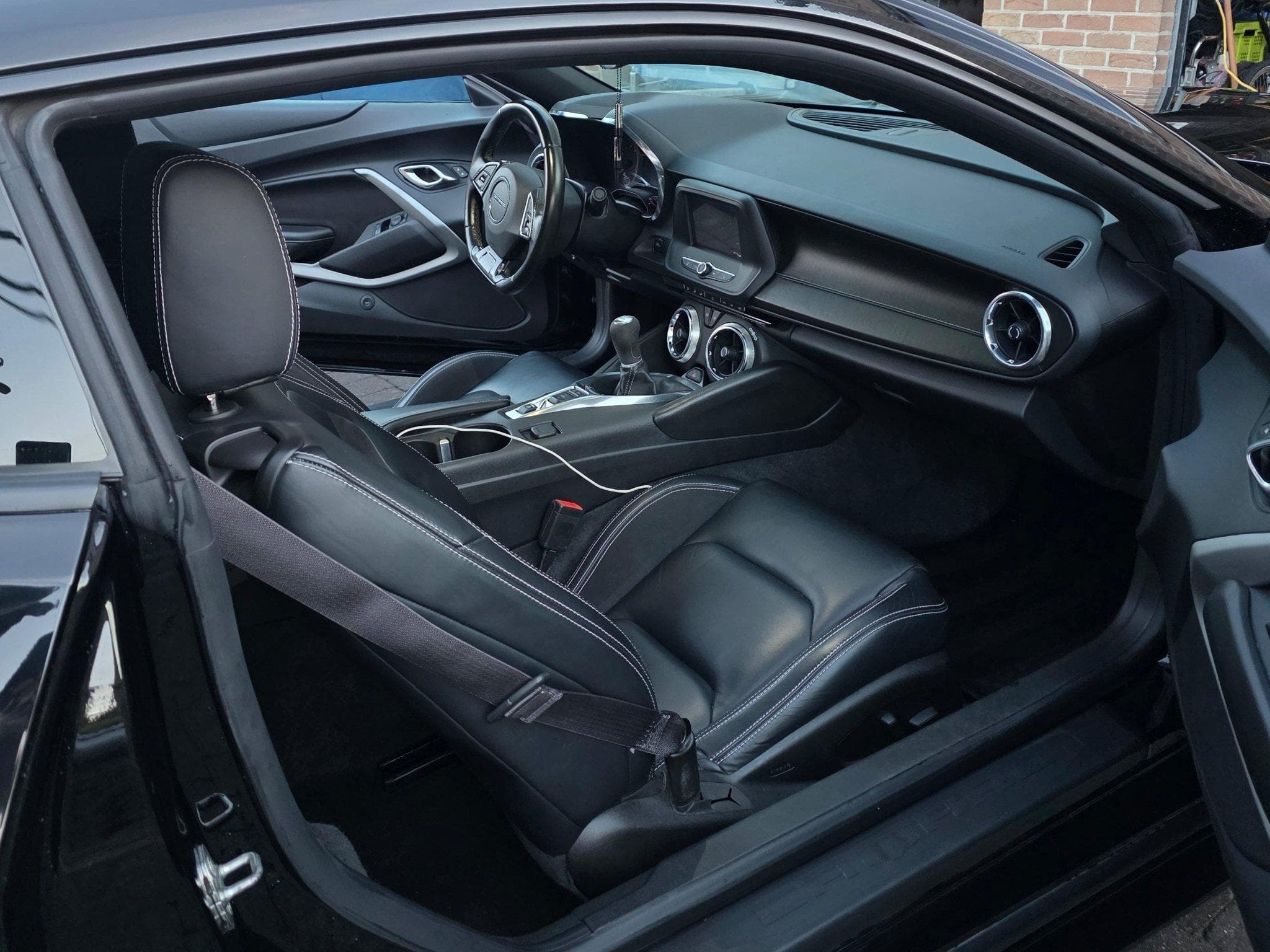 Chevrolet Camaro 2.0, look ZL1 (2016) - Photo 9