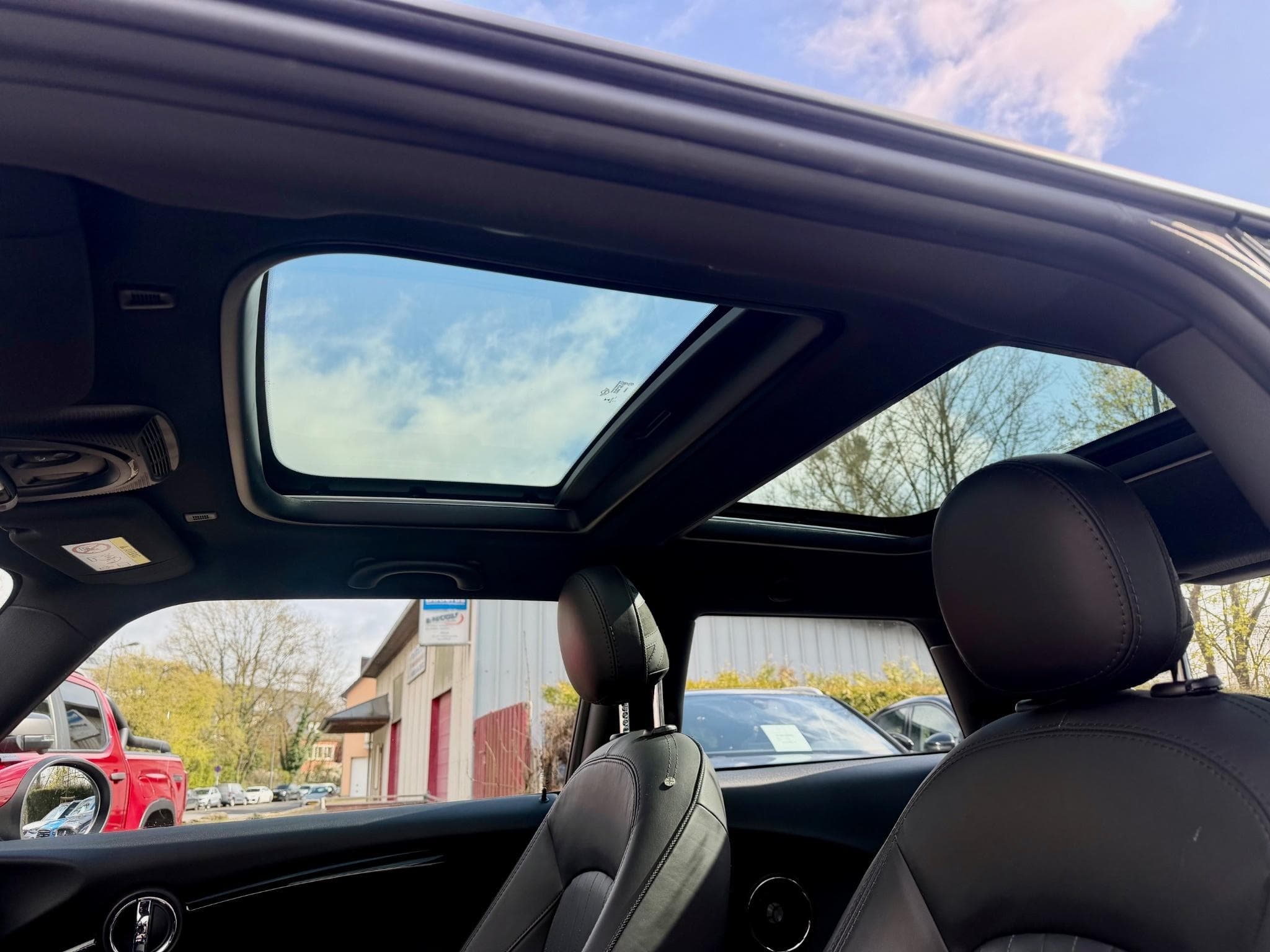 Mini Cooper John Cooper Works 231 Aut. PANO/CAM/CARPLAY (2019) - Photo 15