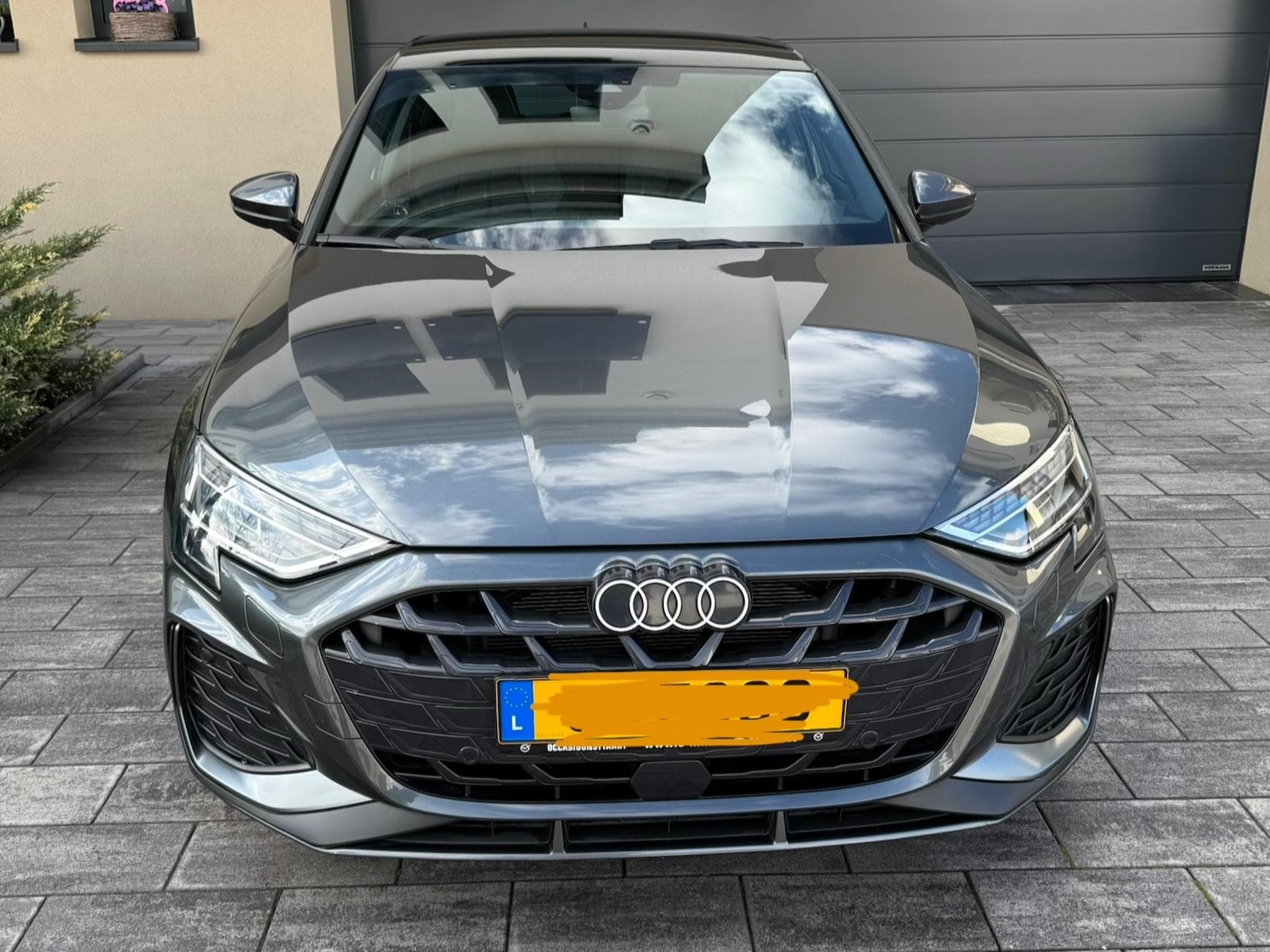 Audi A3 Sportback S-line (2025) - Photo 1