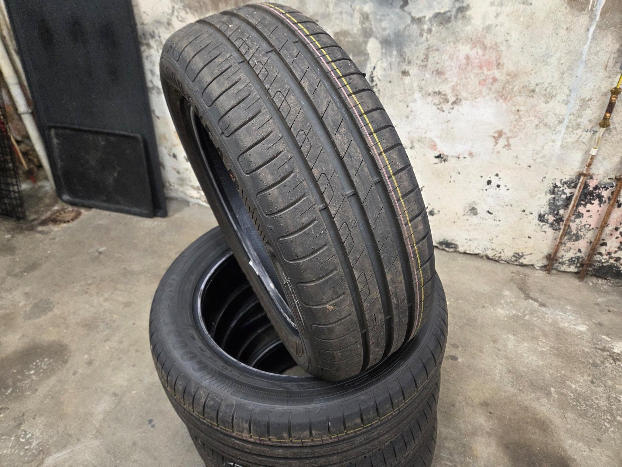 pneus – 16 - Foto 1