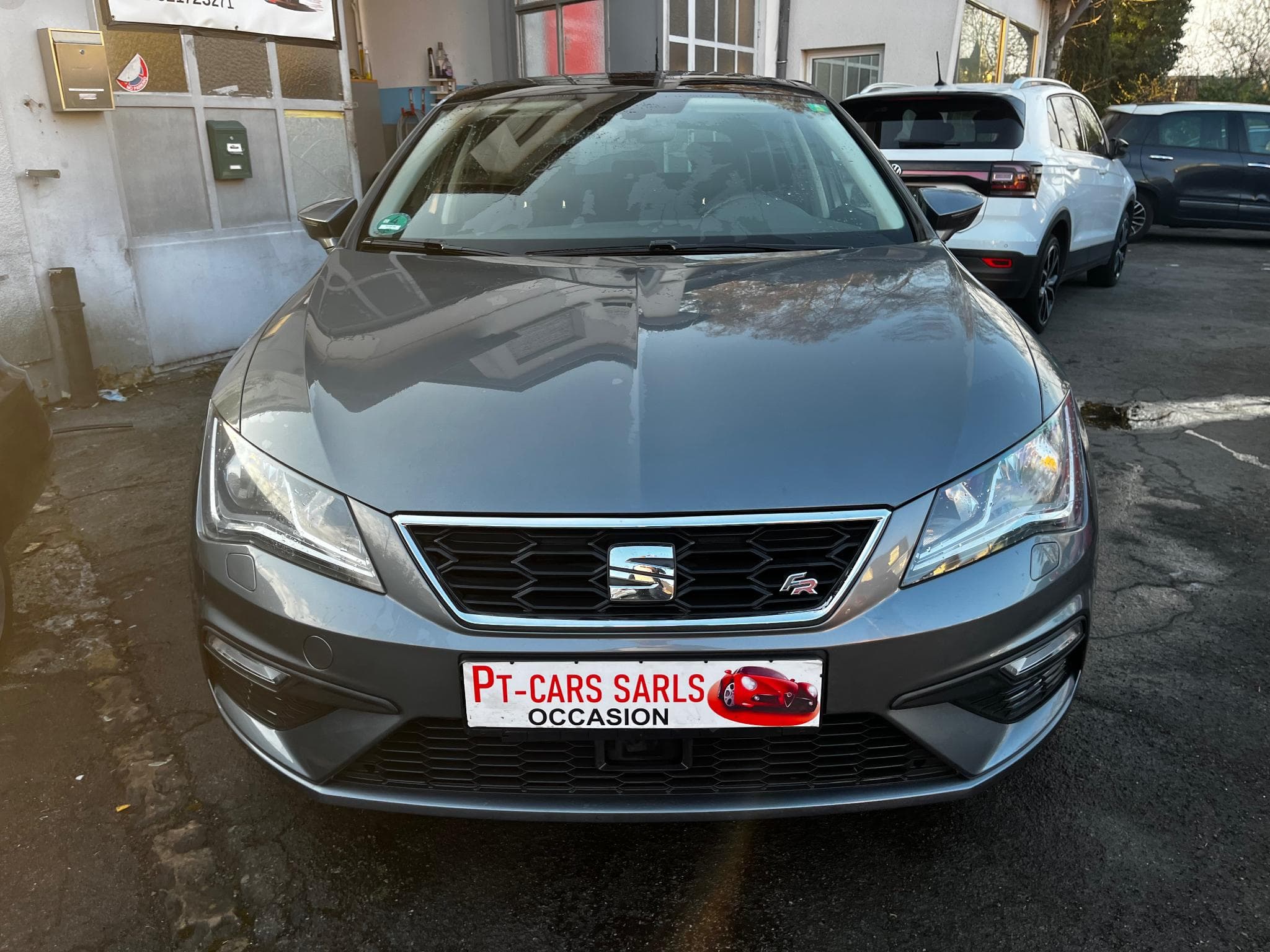 Seat Leon 2.0 Tdi 150 FR automatique (2017) - Photo 2
