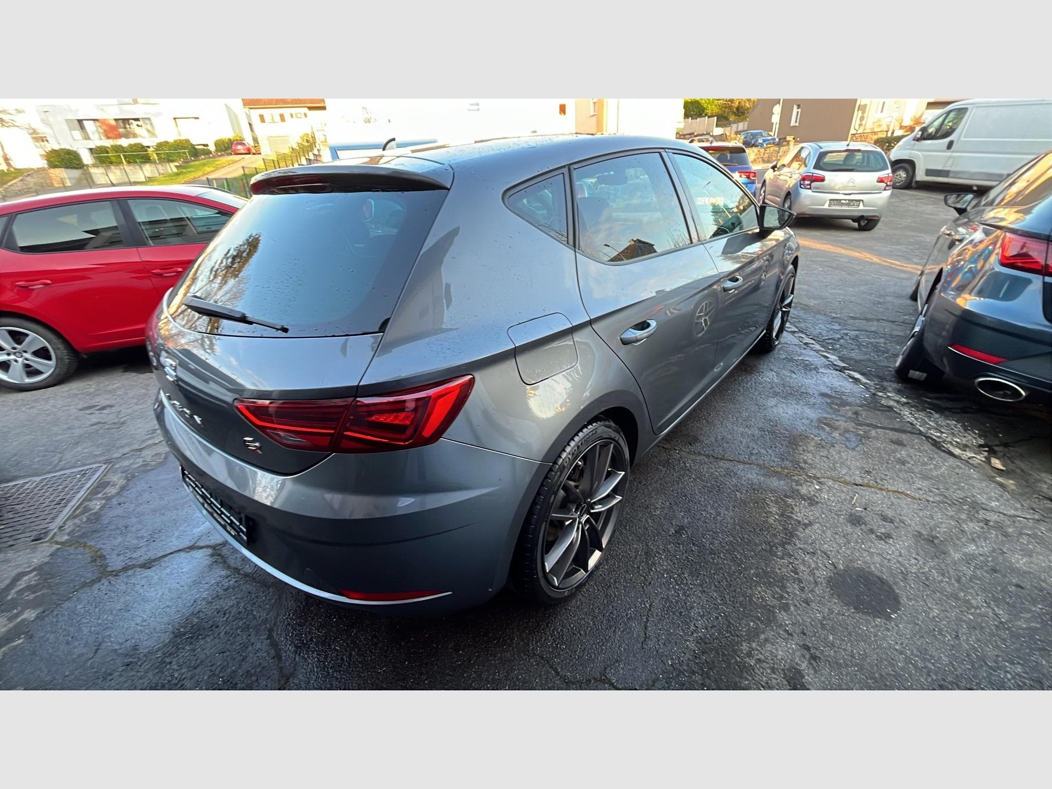 Seat Leon 2.0 Tdi 150 FR automatique (2017) - Photo 5