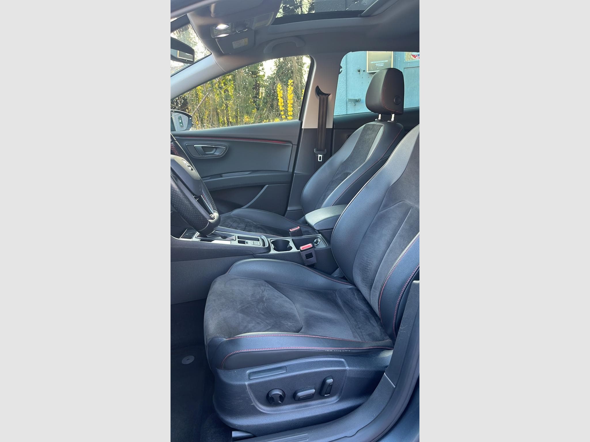 Seat Leon 2.0 Tdi 150 FR automatique (2017) - Photo 8