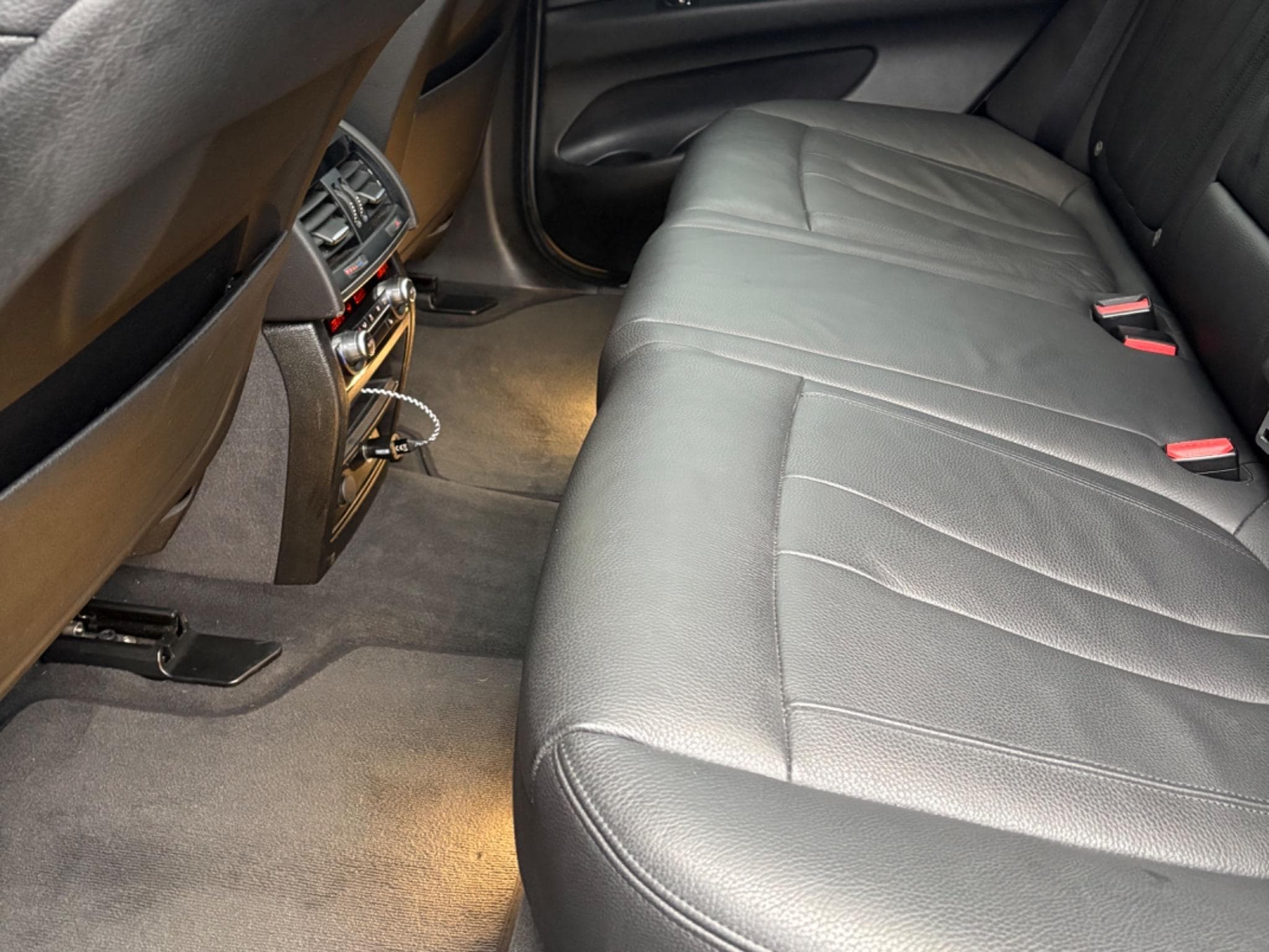 BMW X5M (2016) - Photo 8